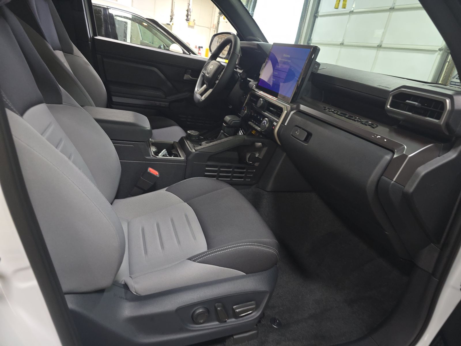 2024 Toyota Tacoma TRD Off-Road AWD