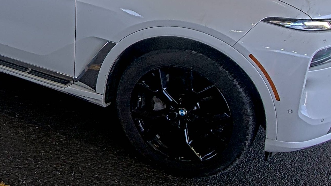 2026 BMW X7 xDrive40i AWD