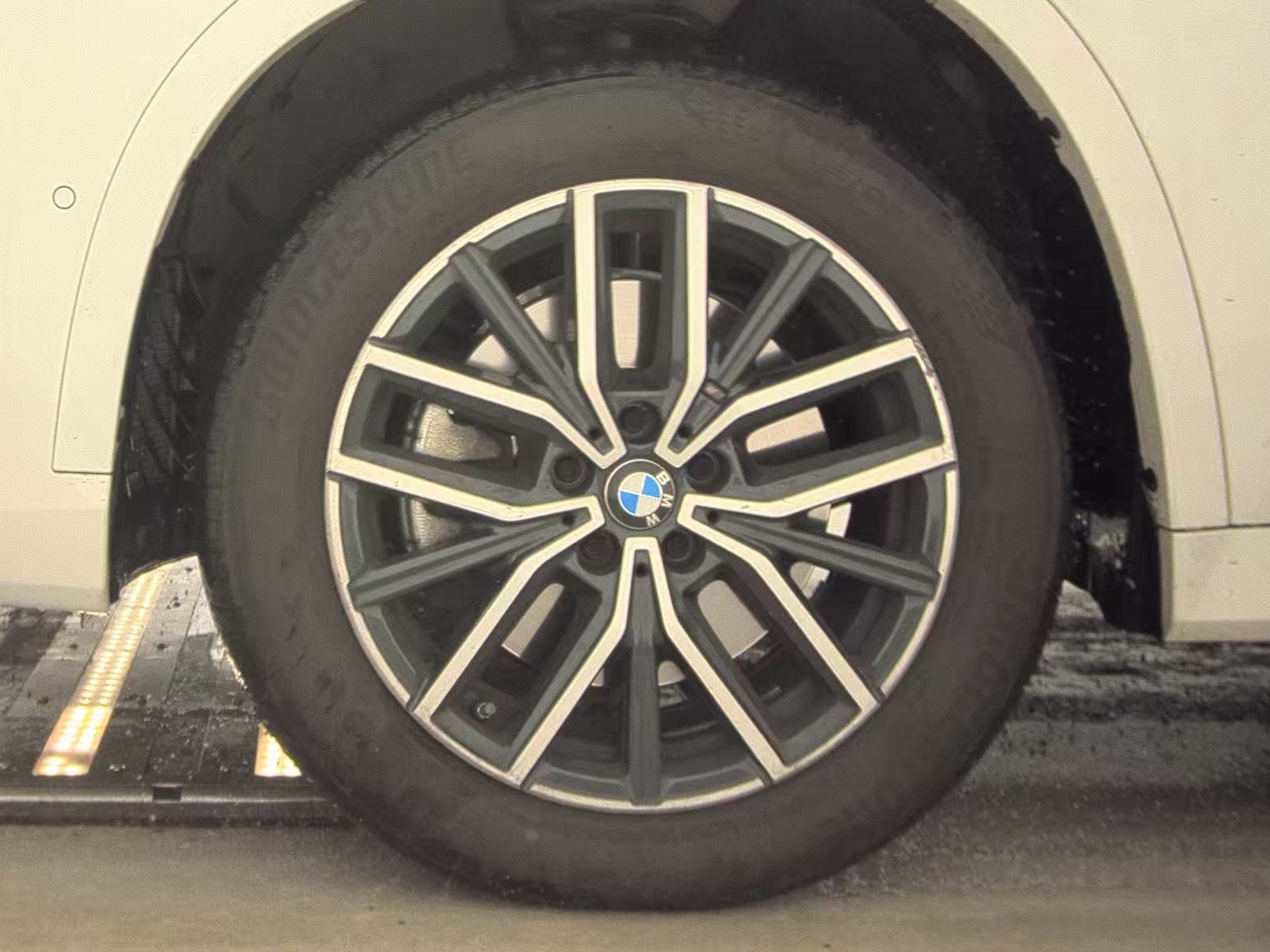 2025 BMW X1 xDrive28i AWD