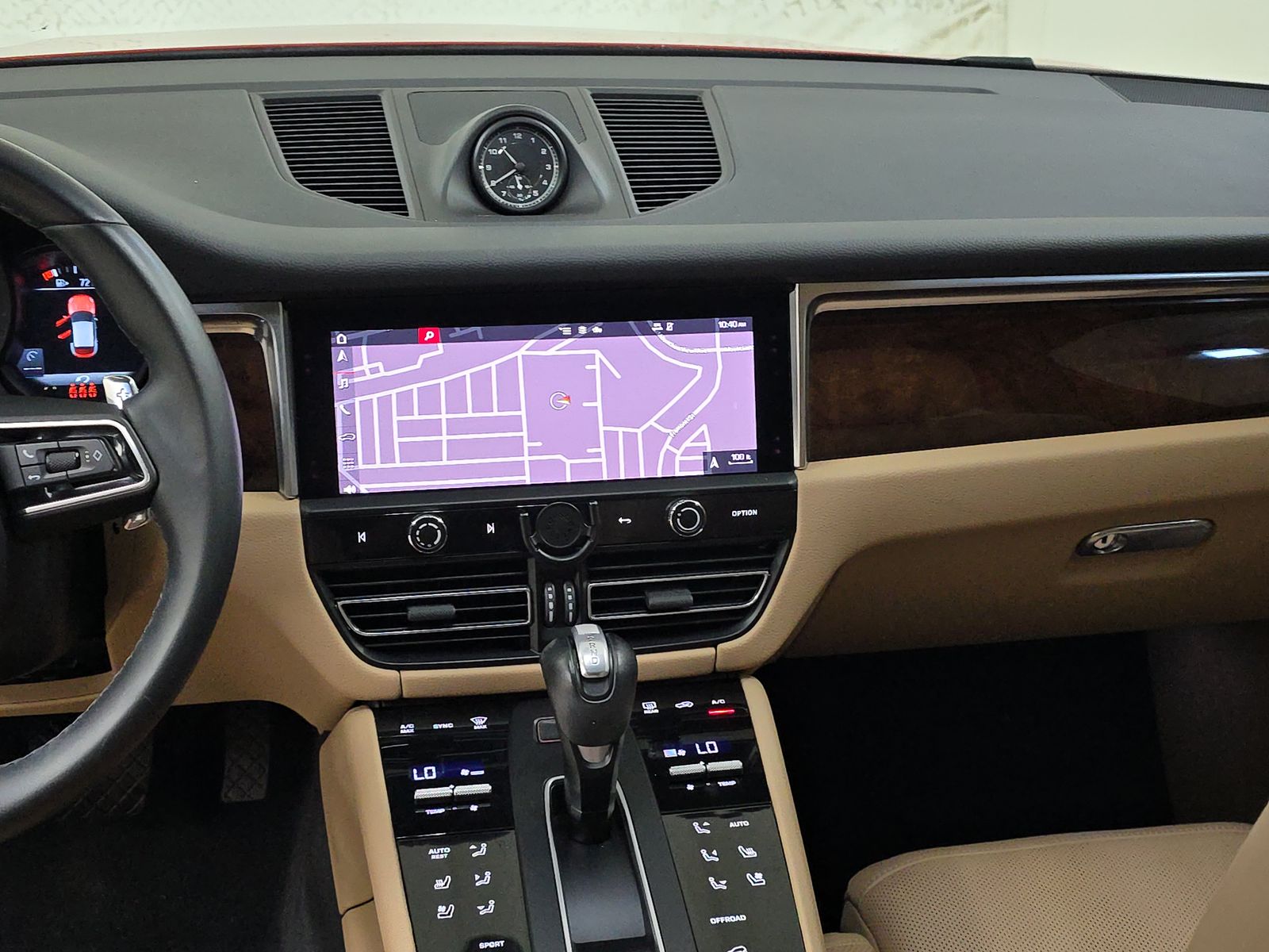 2023 Porsche Macan Base AWD