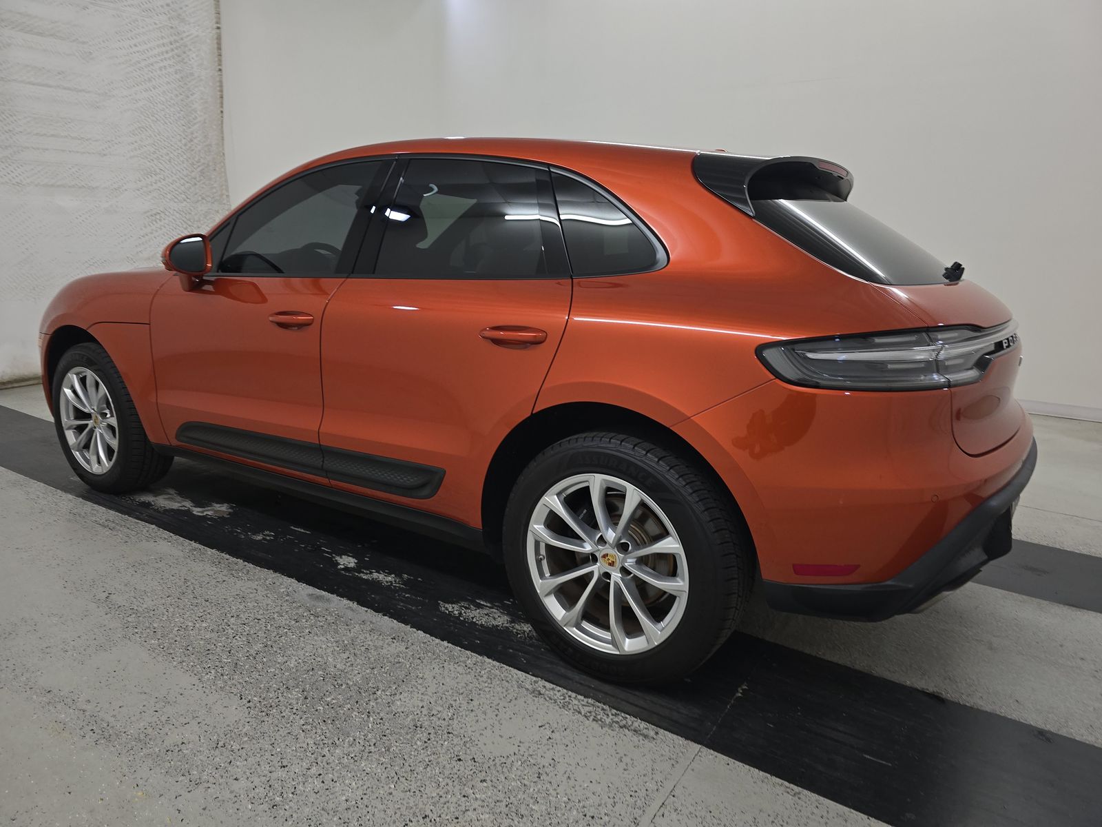 2023 Porsche Macan Base AWD