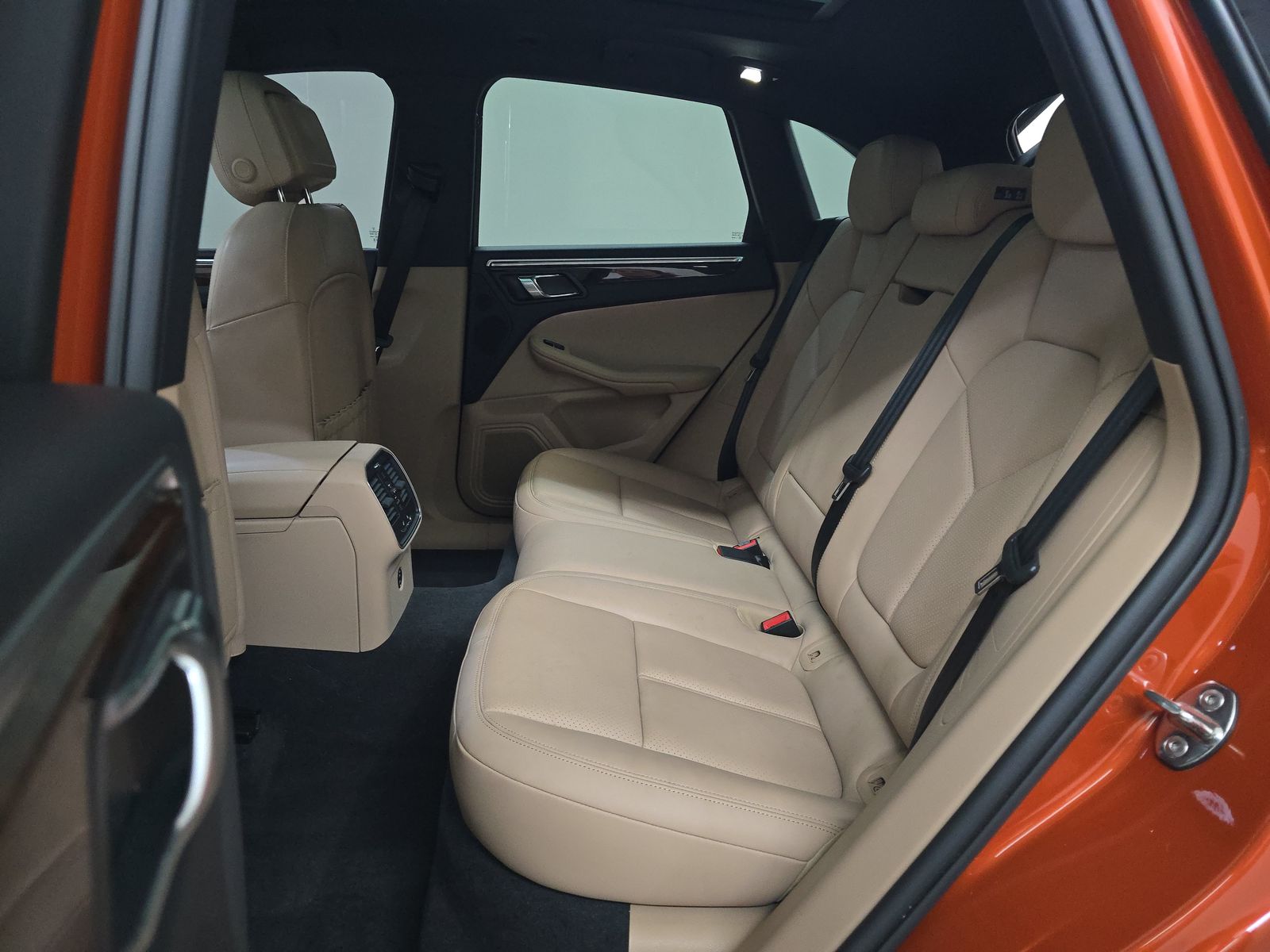 2023 Porsche Macan Base AWD