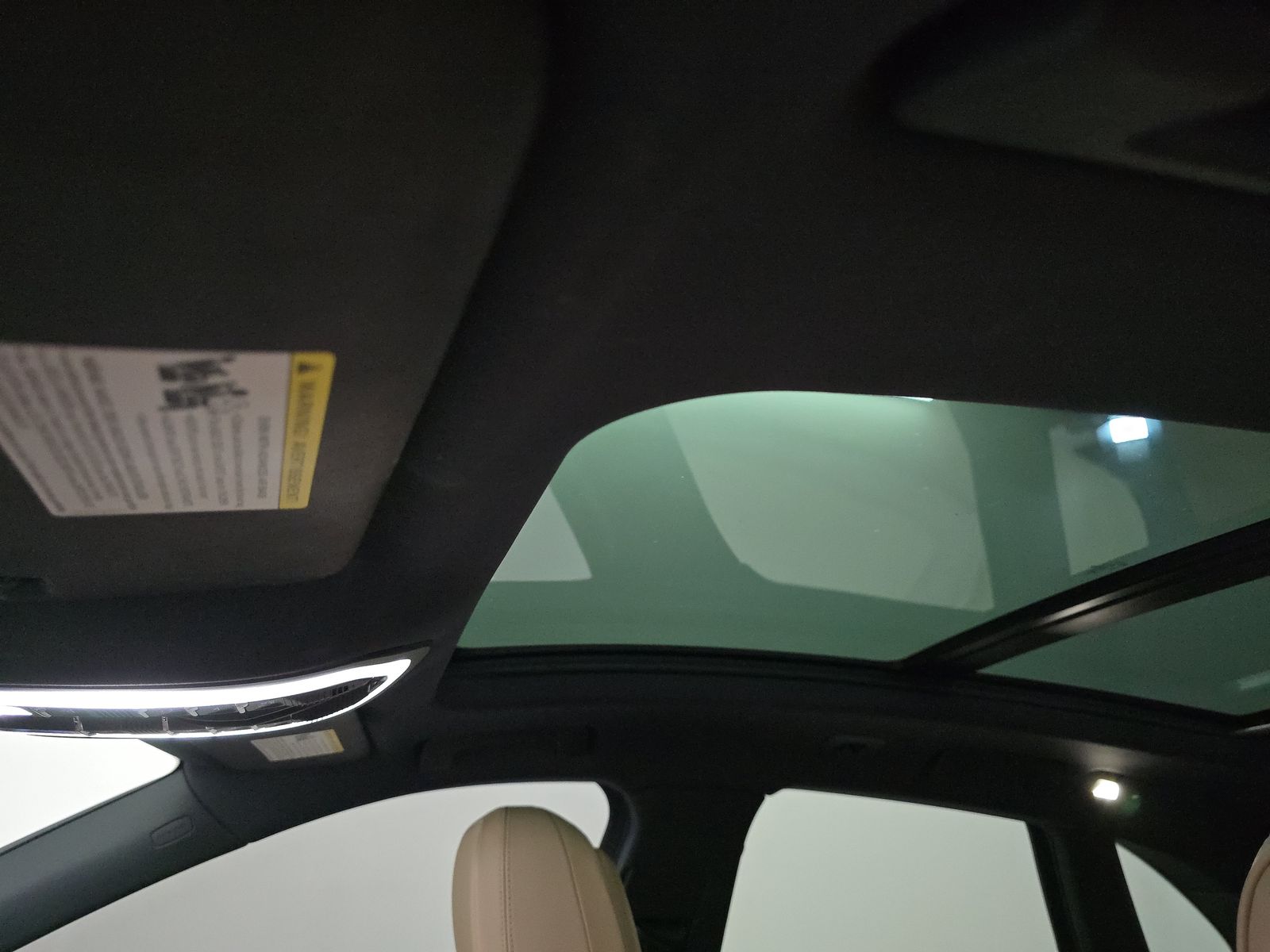 2023 Porsche Macan Base AWD