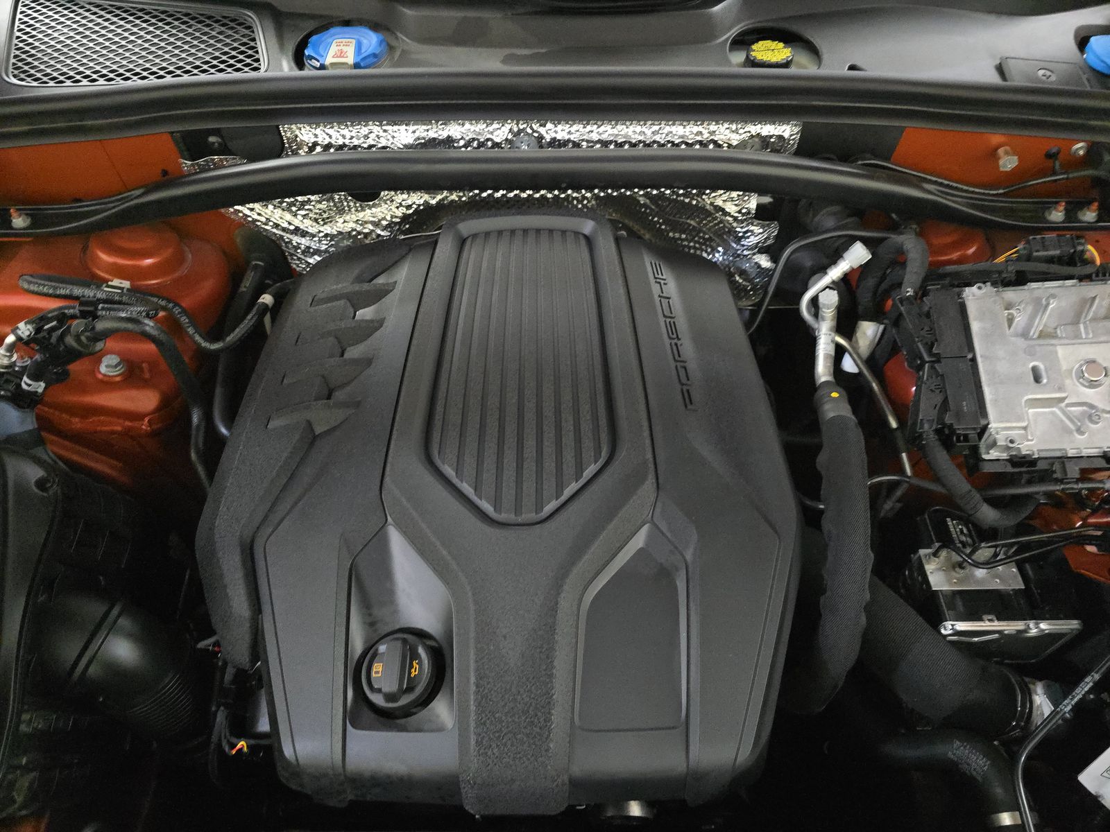 2023 Porsche Macan Base AWD