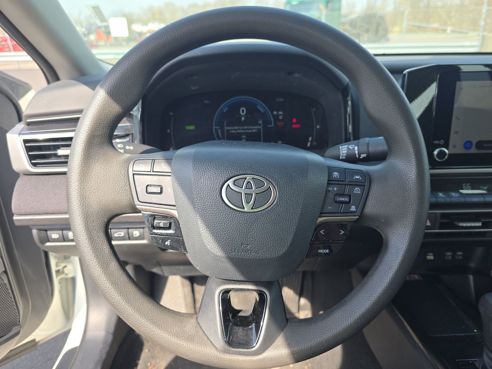 2025 Toyota Camry LE FWD