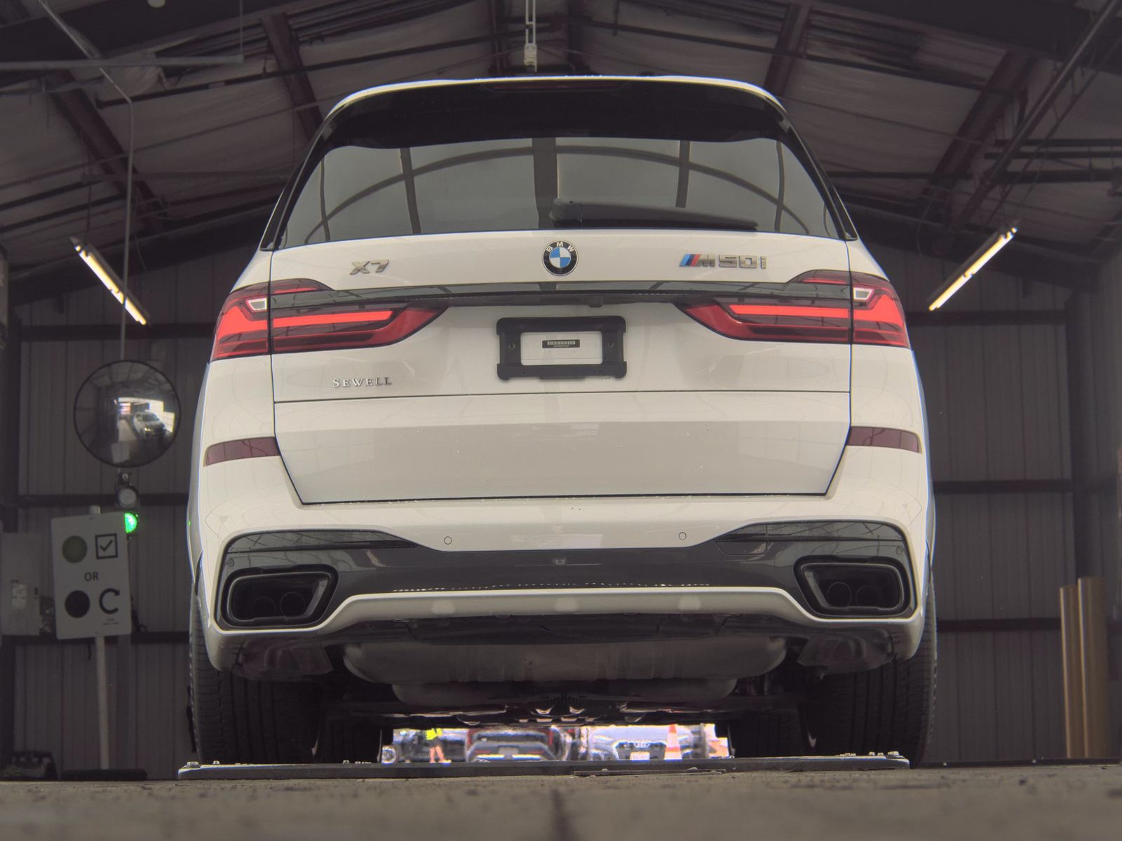 2020 BMW X7 M50i AWD