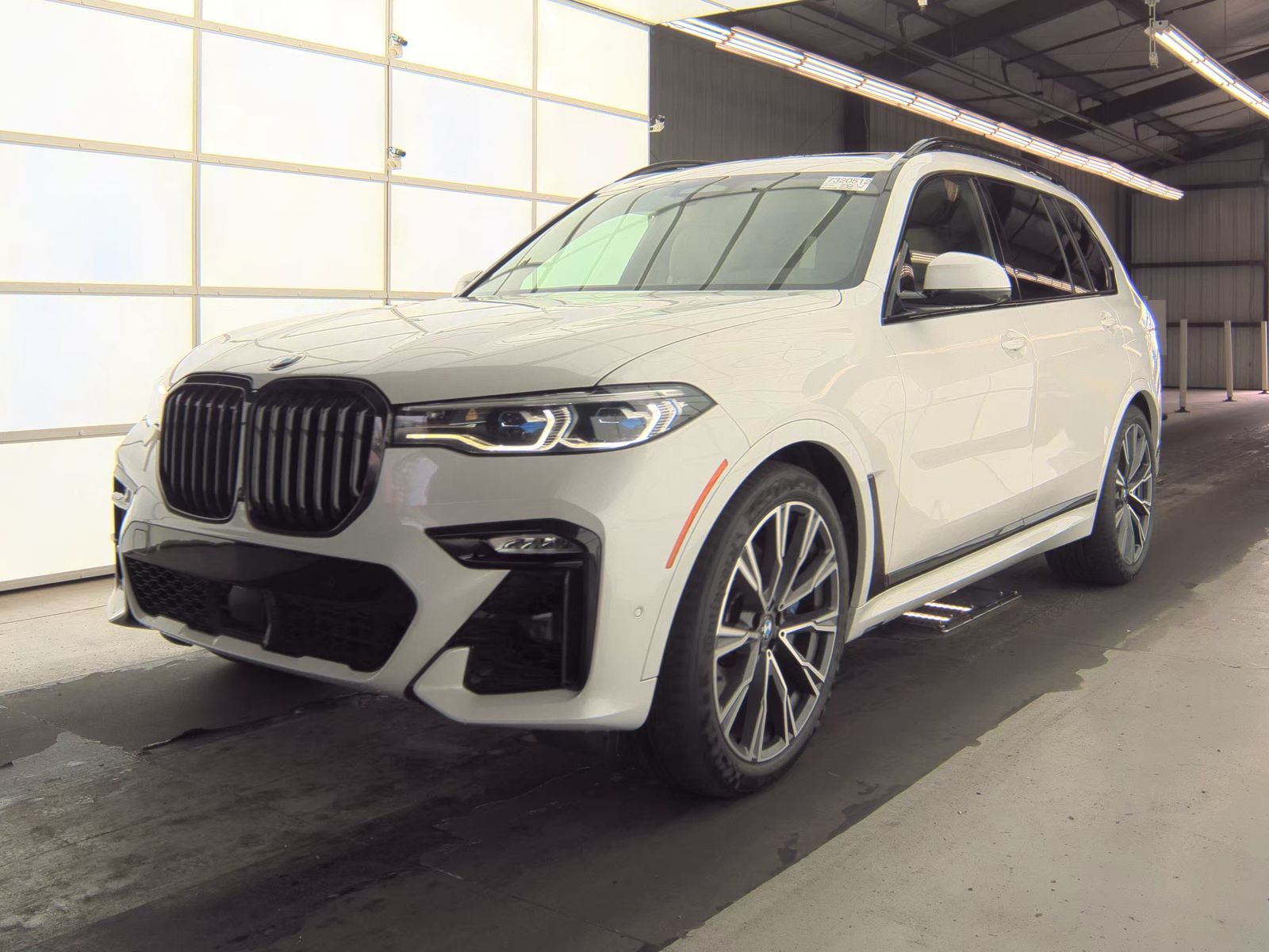 2020 BMW X7 M50i AWD