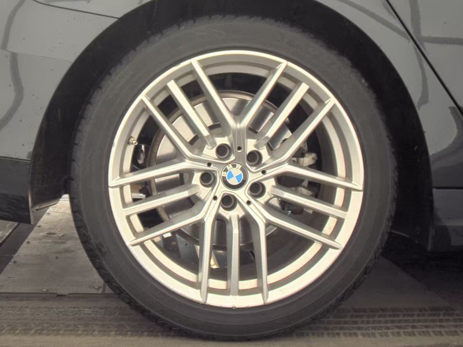 2025 BMW 5 Series 530i xDrive AWD