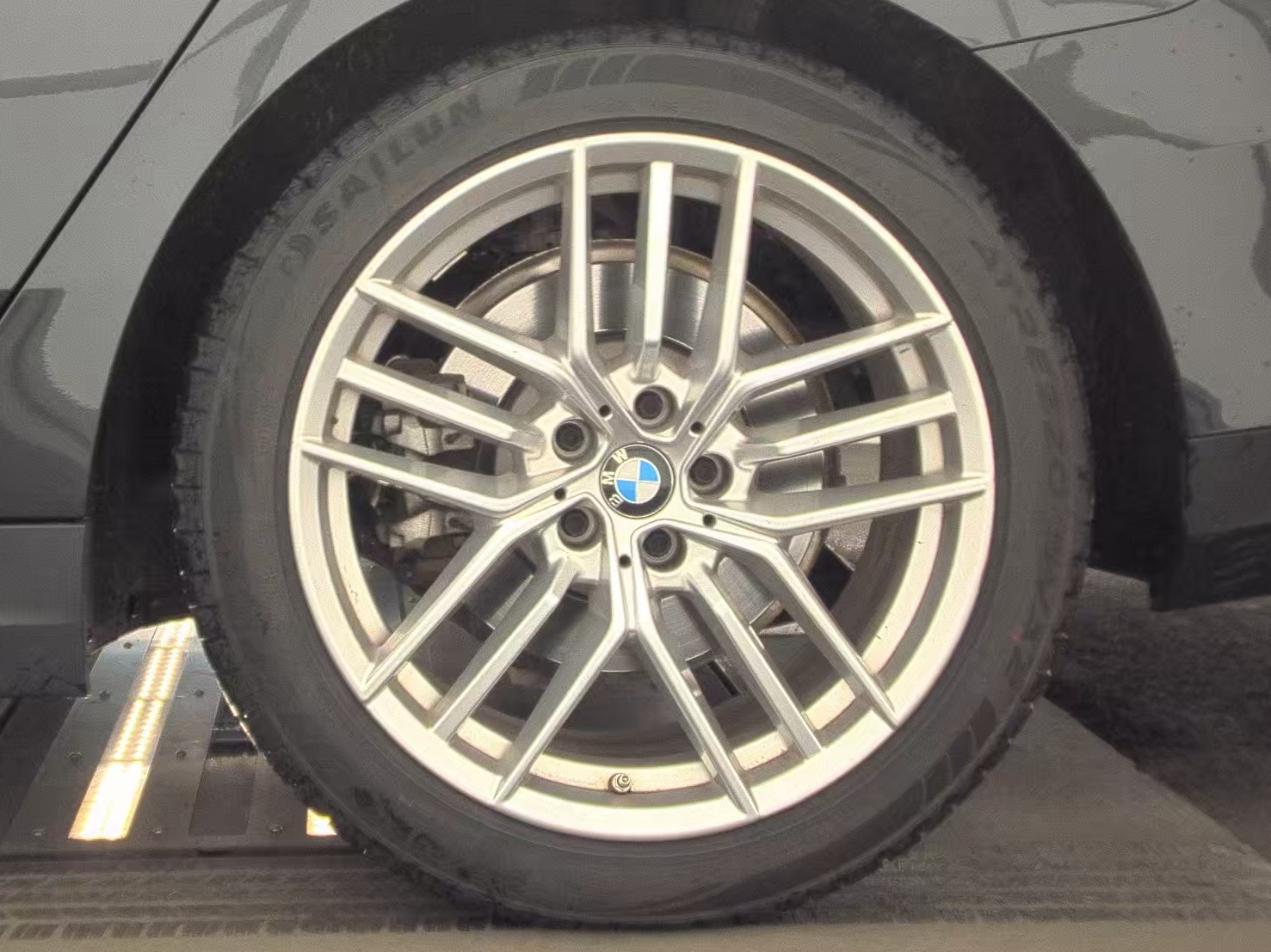 2025 BMW 5 Series 530i xDrive AWD