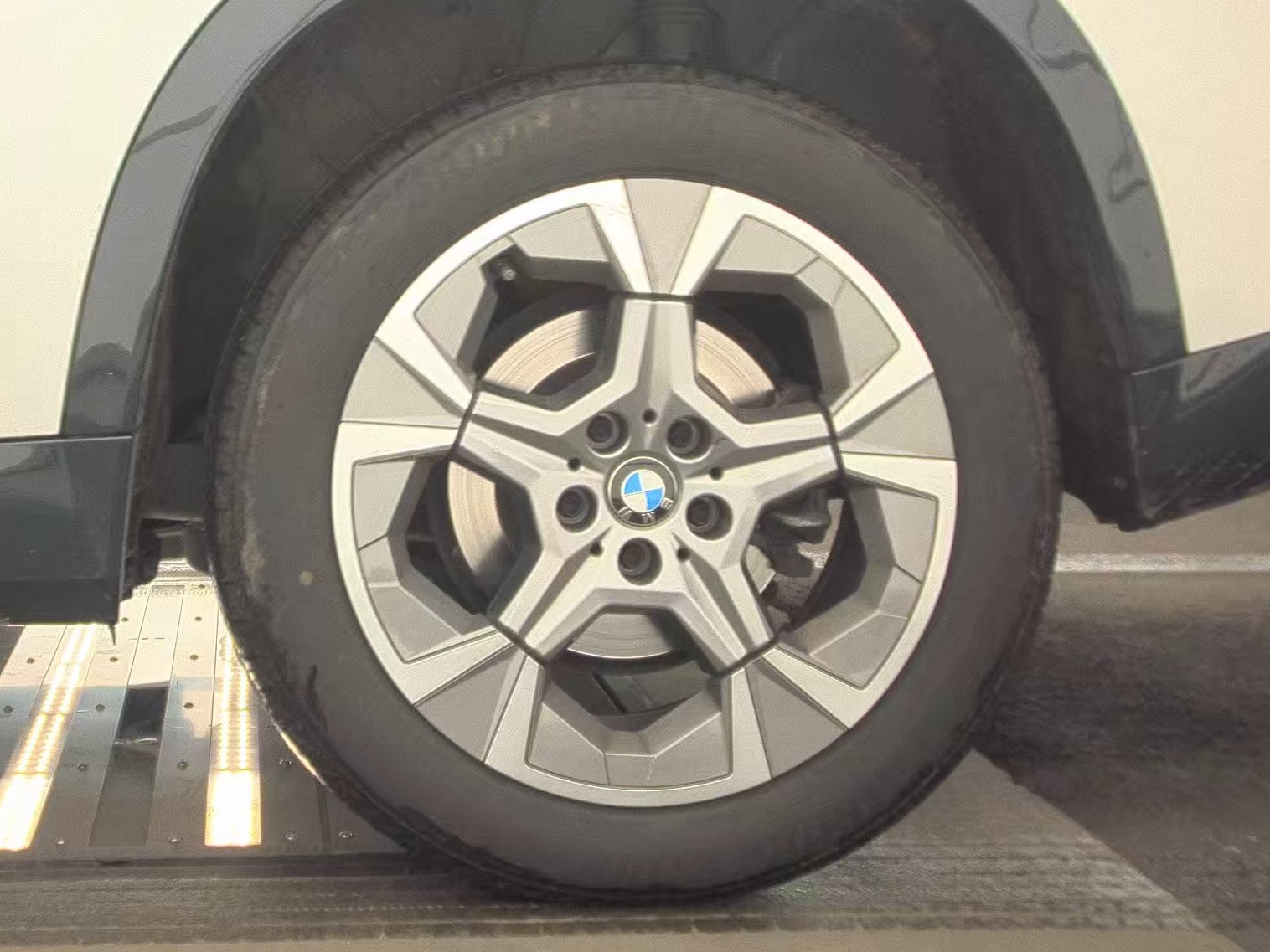 2025 BMW X1 xDrive28i AWD