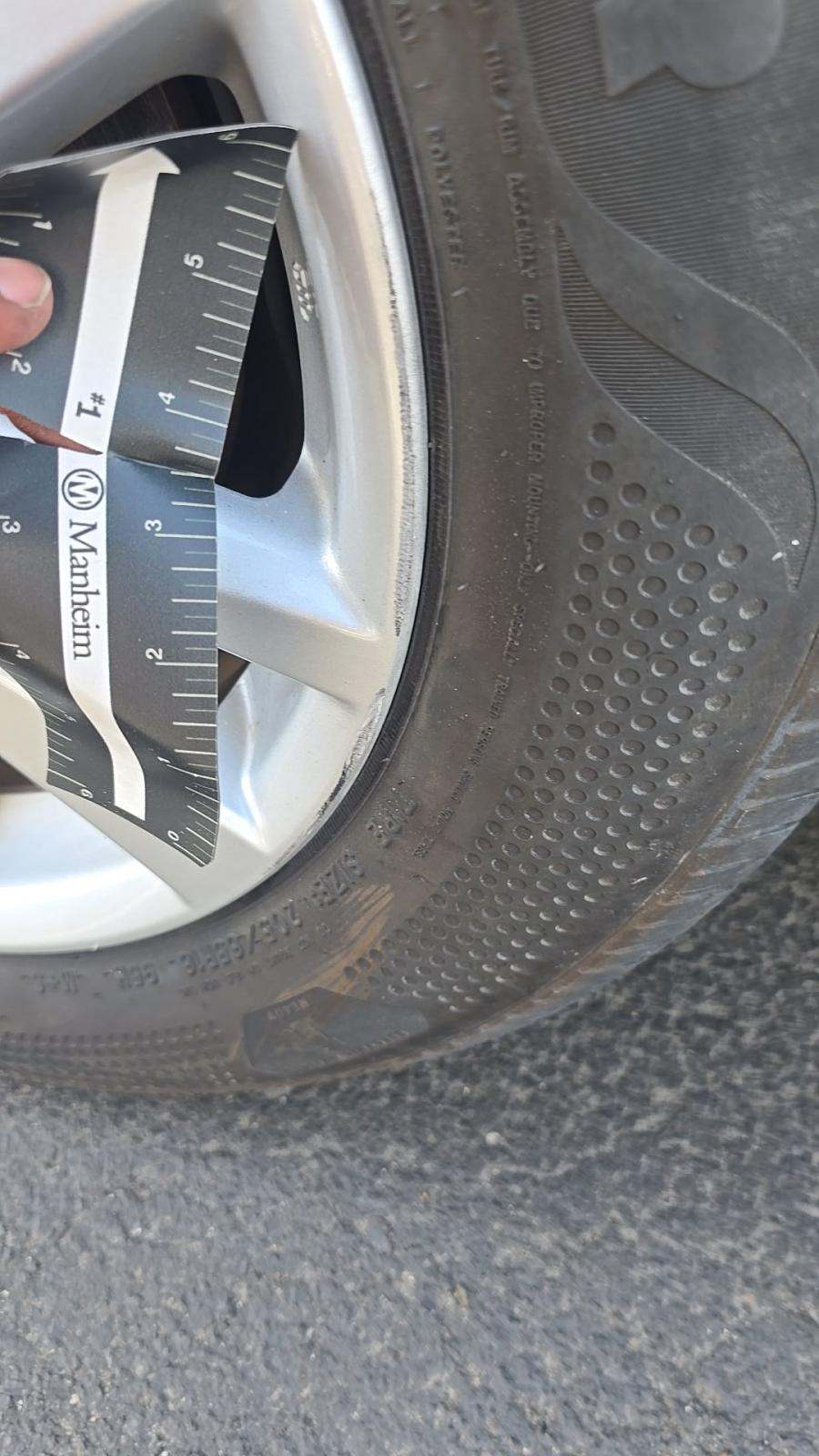 2025 Toyota Camry LE FWD