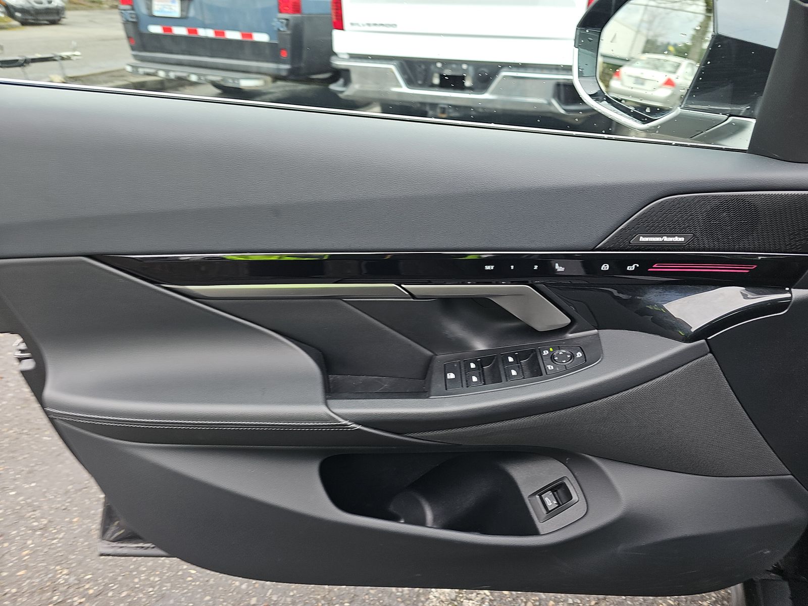 2025 BMW 5 Series 530i xDrive AWD