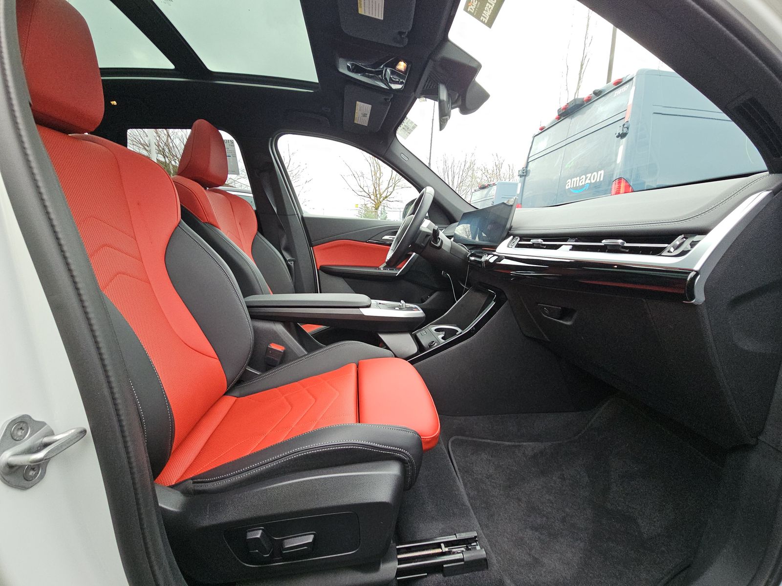 2025 BMW X1 xDrive28i AWD