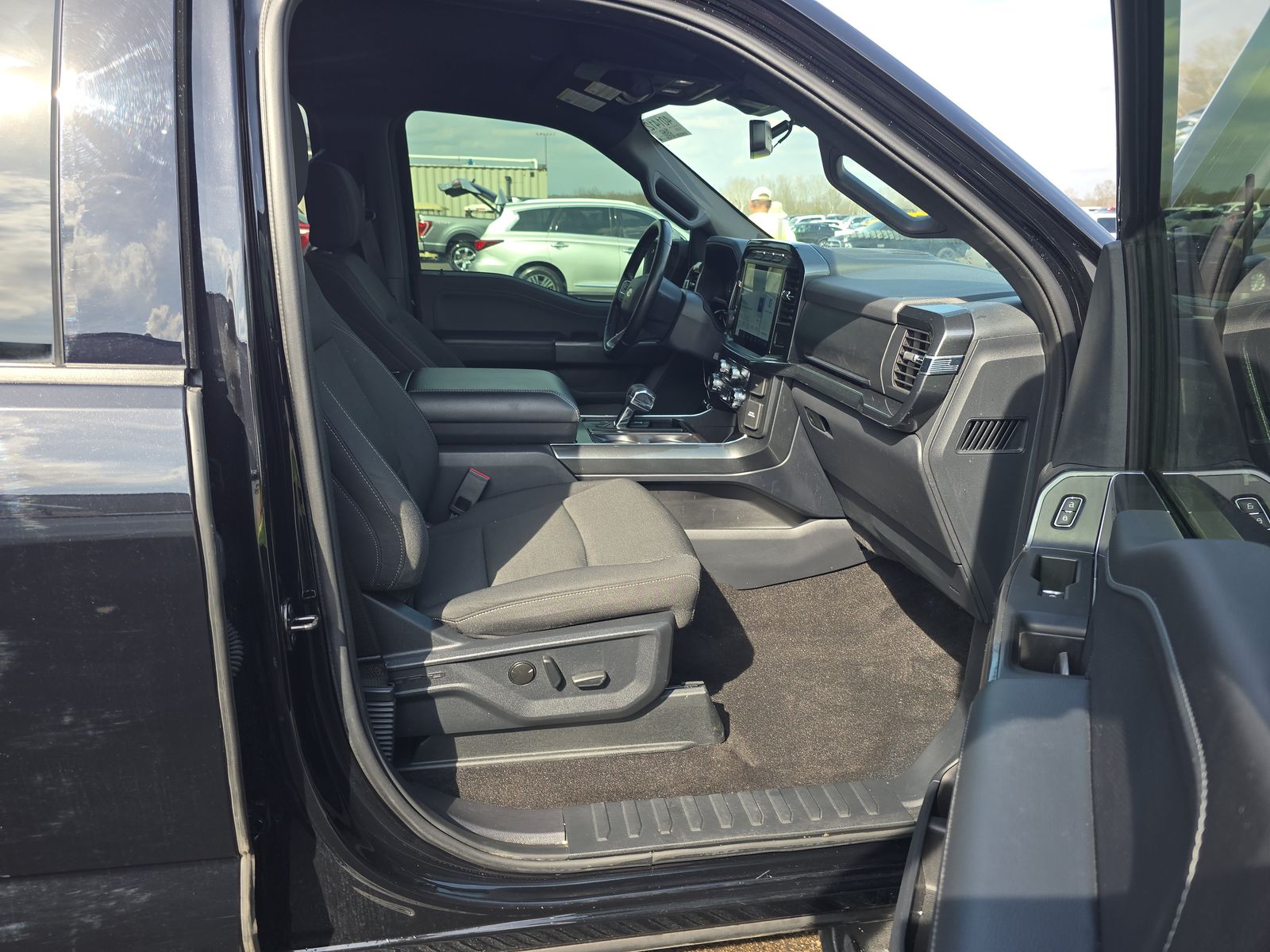 2022 Ford F-150 XLT AWD