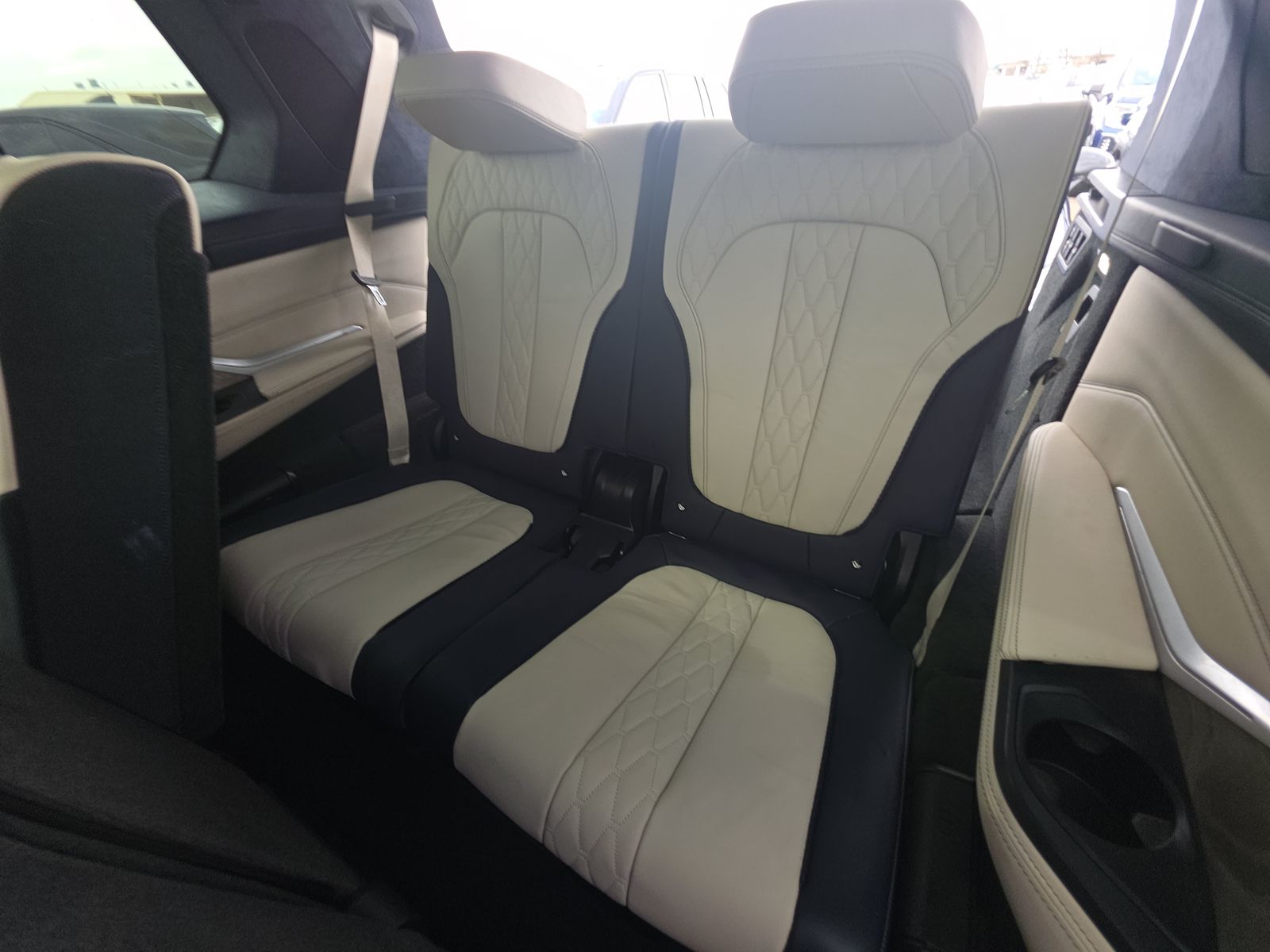 2020 BMW X7 M50i AWD