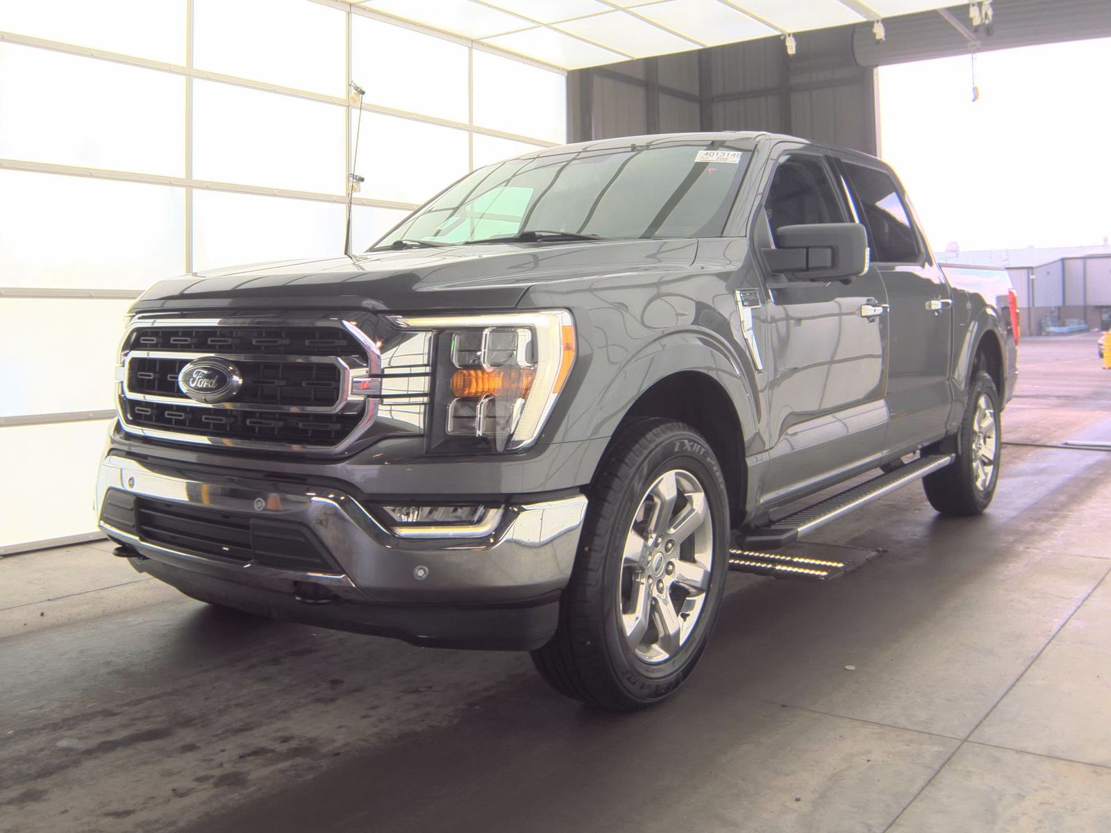 2023 Ford F-150 XLT AWD