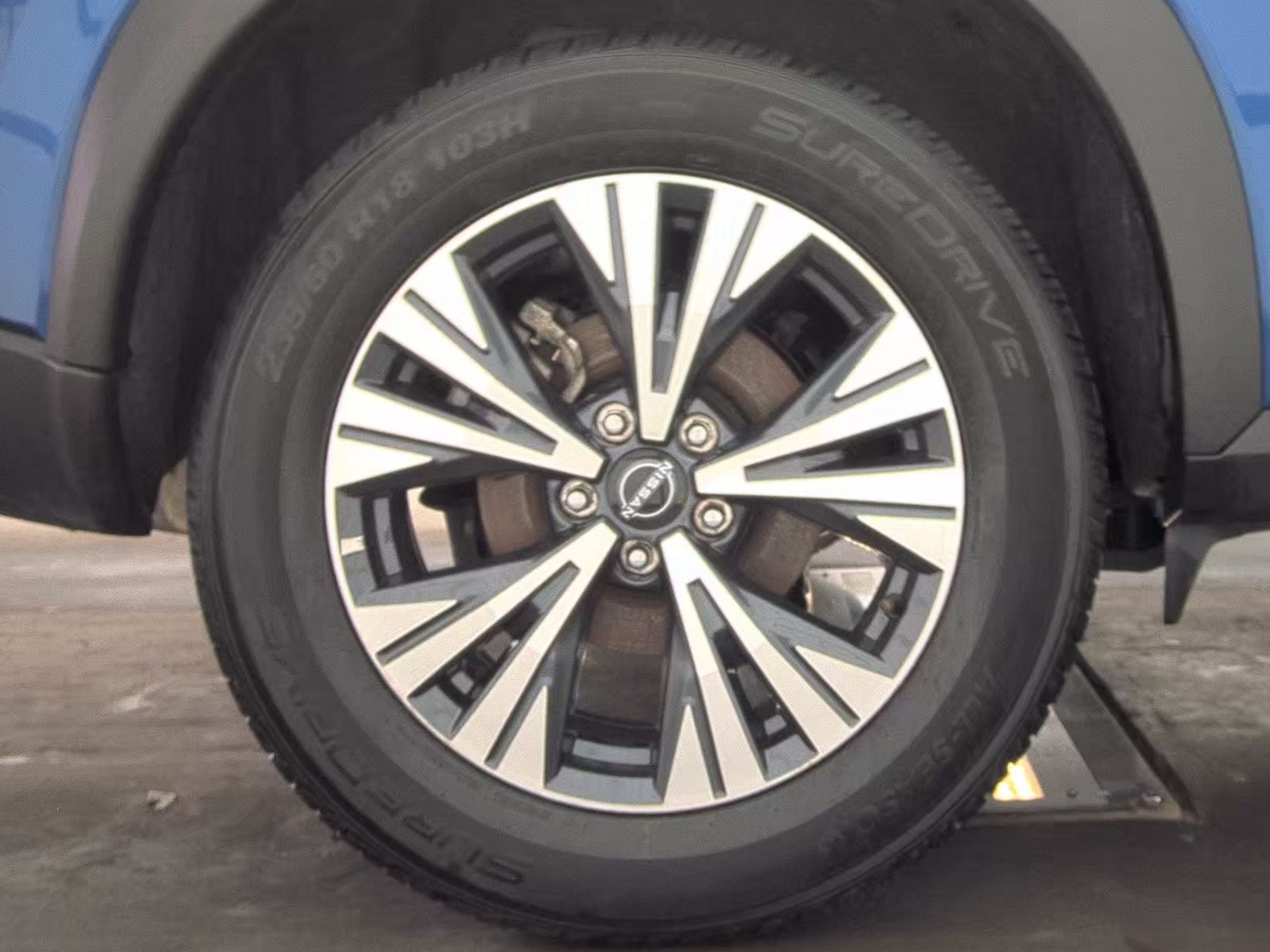 2023 Nissan Rogue SV FWD