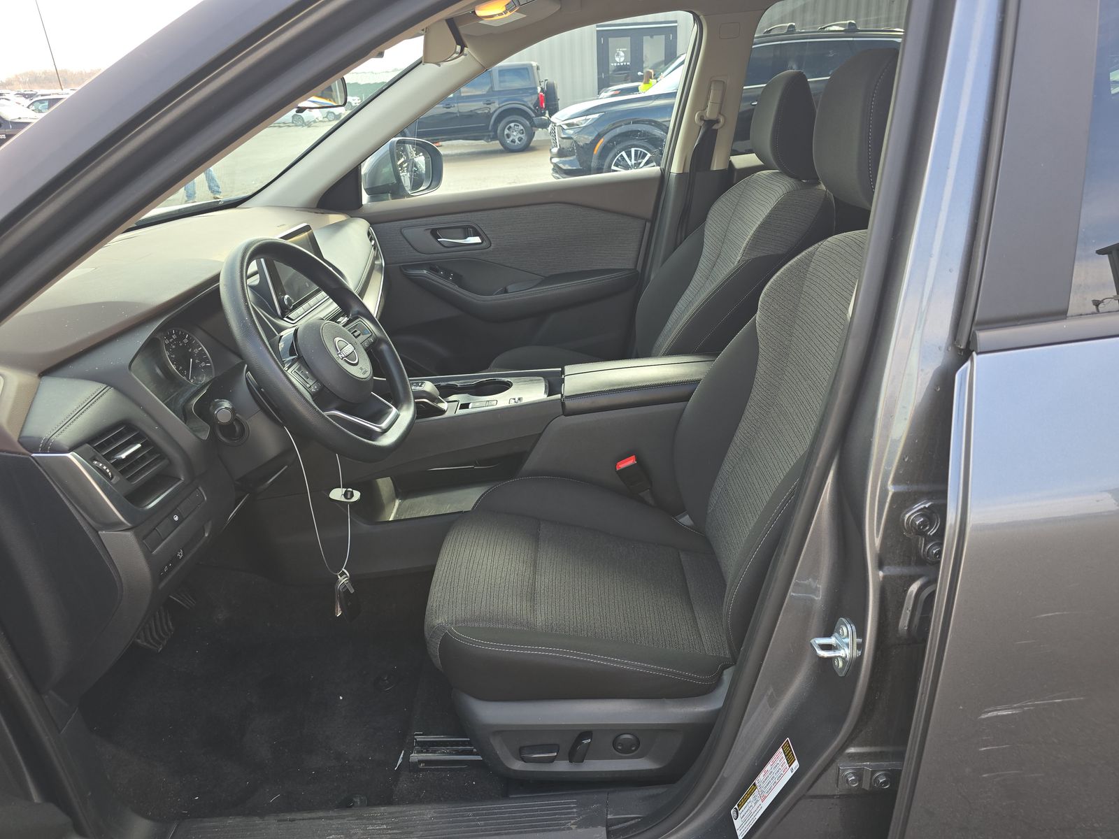 2023 Nissan Rogue SV FWD