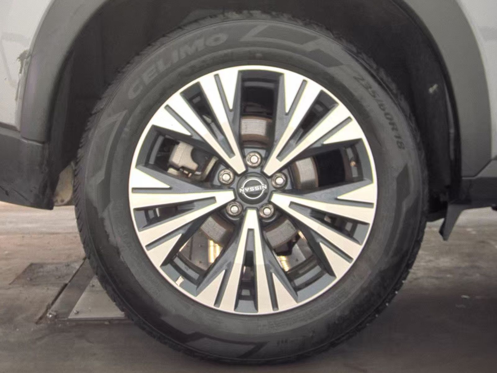 2023 Nissan Rogue SV FWD