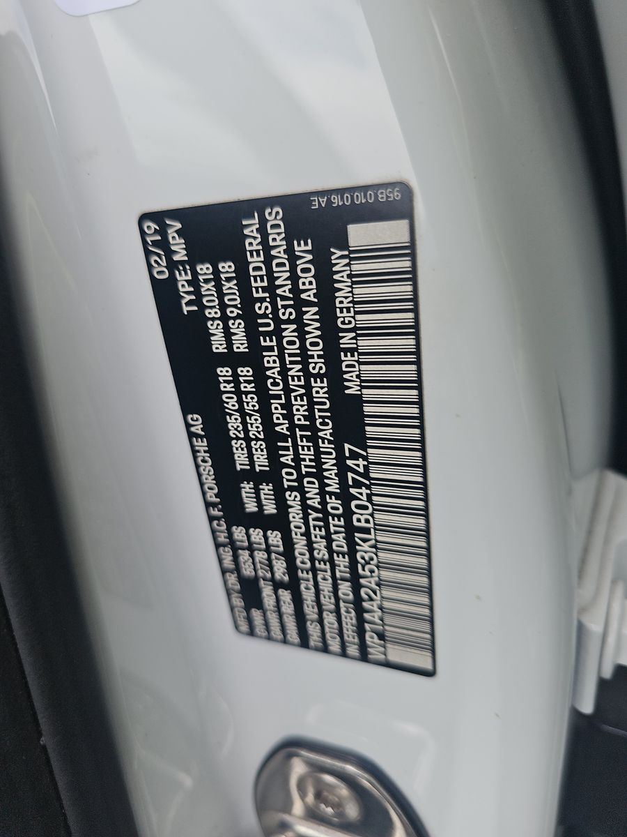 2019 Porsche Macan Base AWD