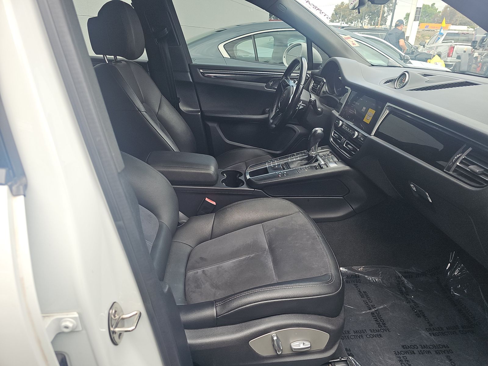 2019 Porsche Macan Base AWD