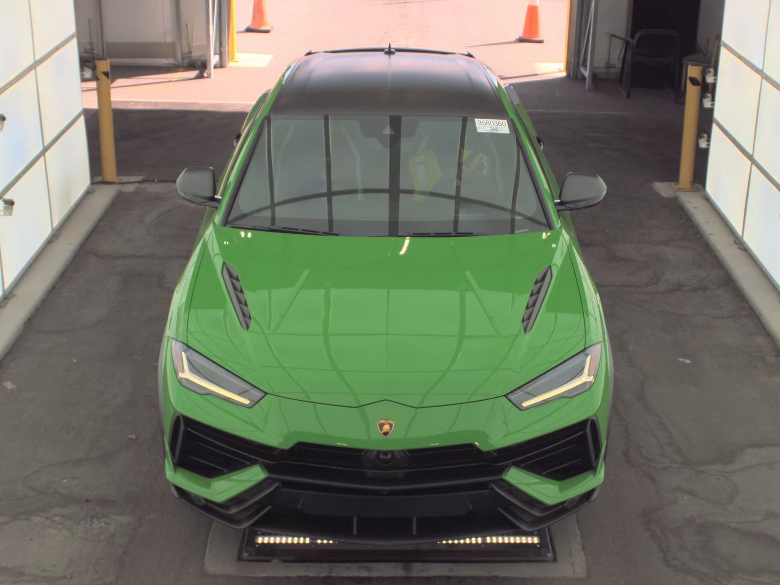 2023 Lamborghini Urus Performante AWD