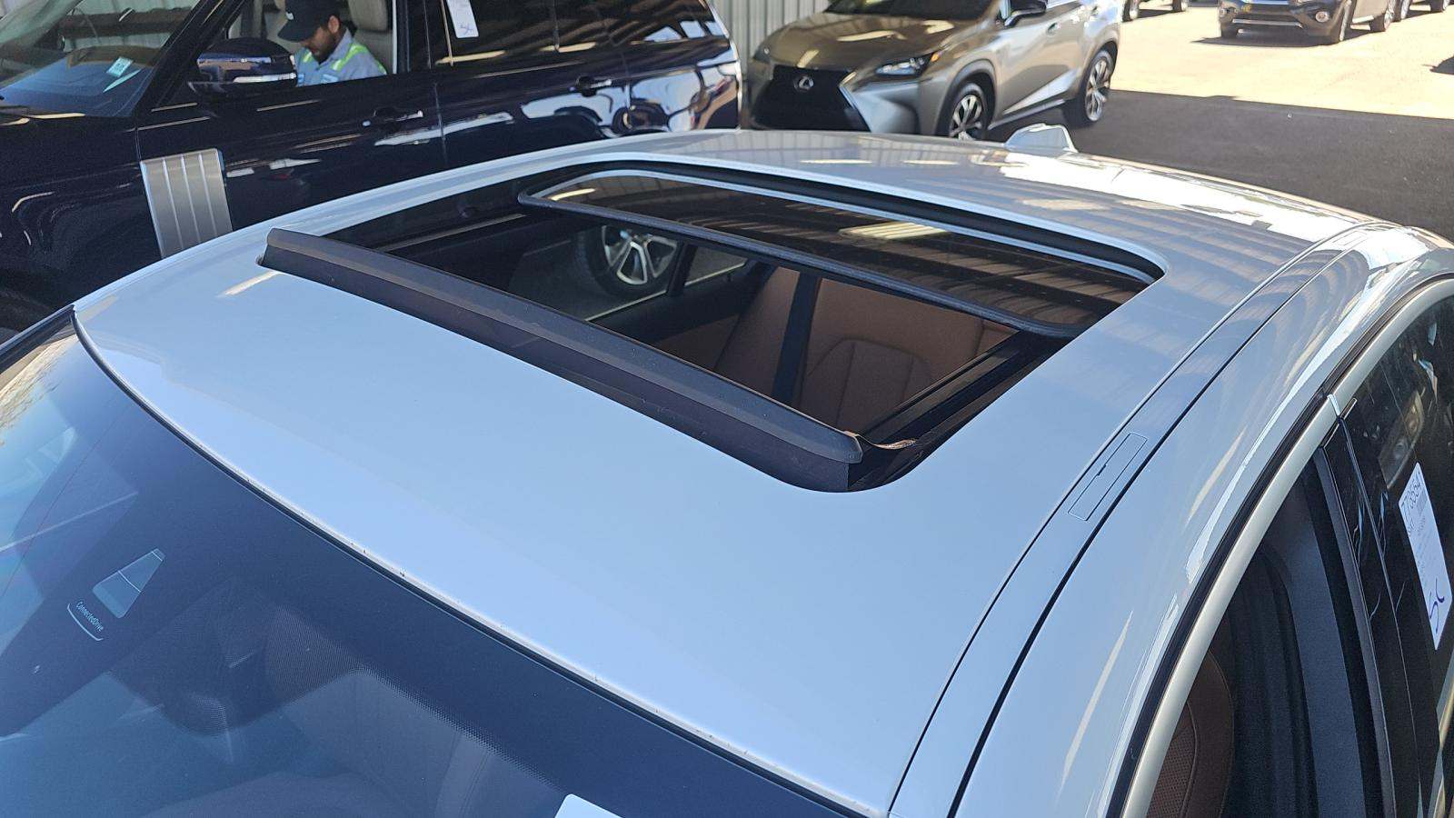 2025 BMW 3 Series 330i xDrive AWD