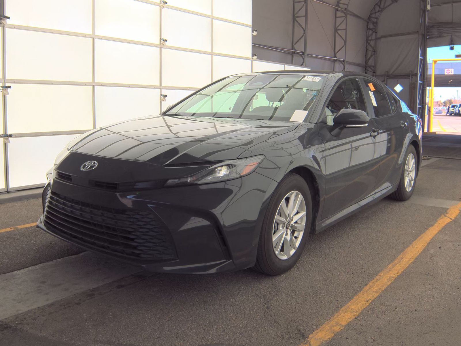 2025 Toyota Camry LE FWD