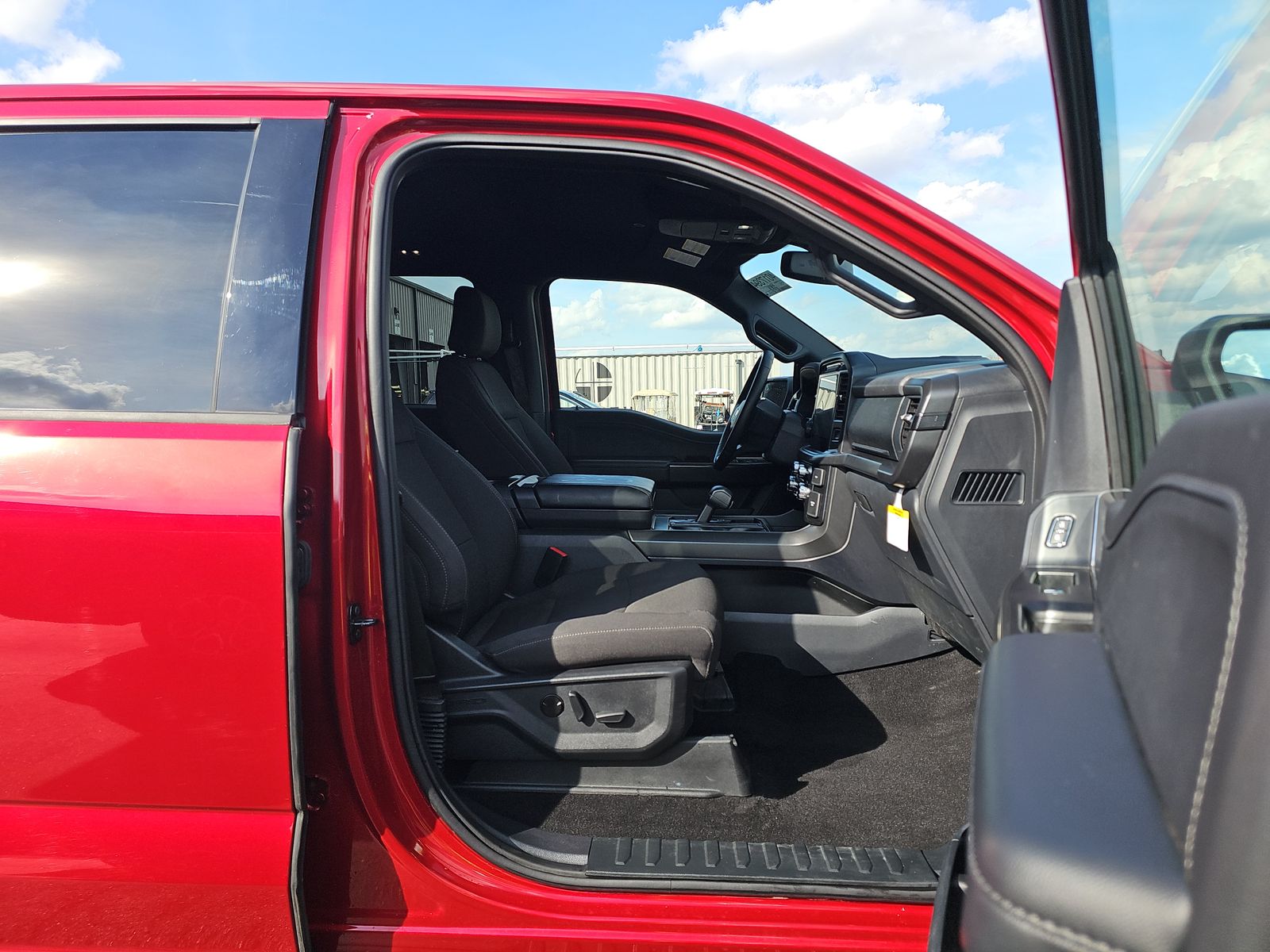 2024 Ford F-150 Hybrid XLT AWD