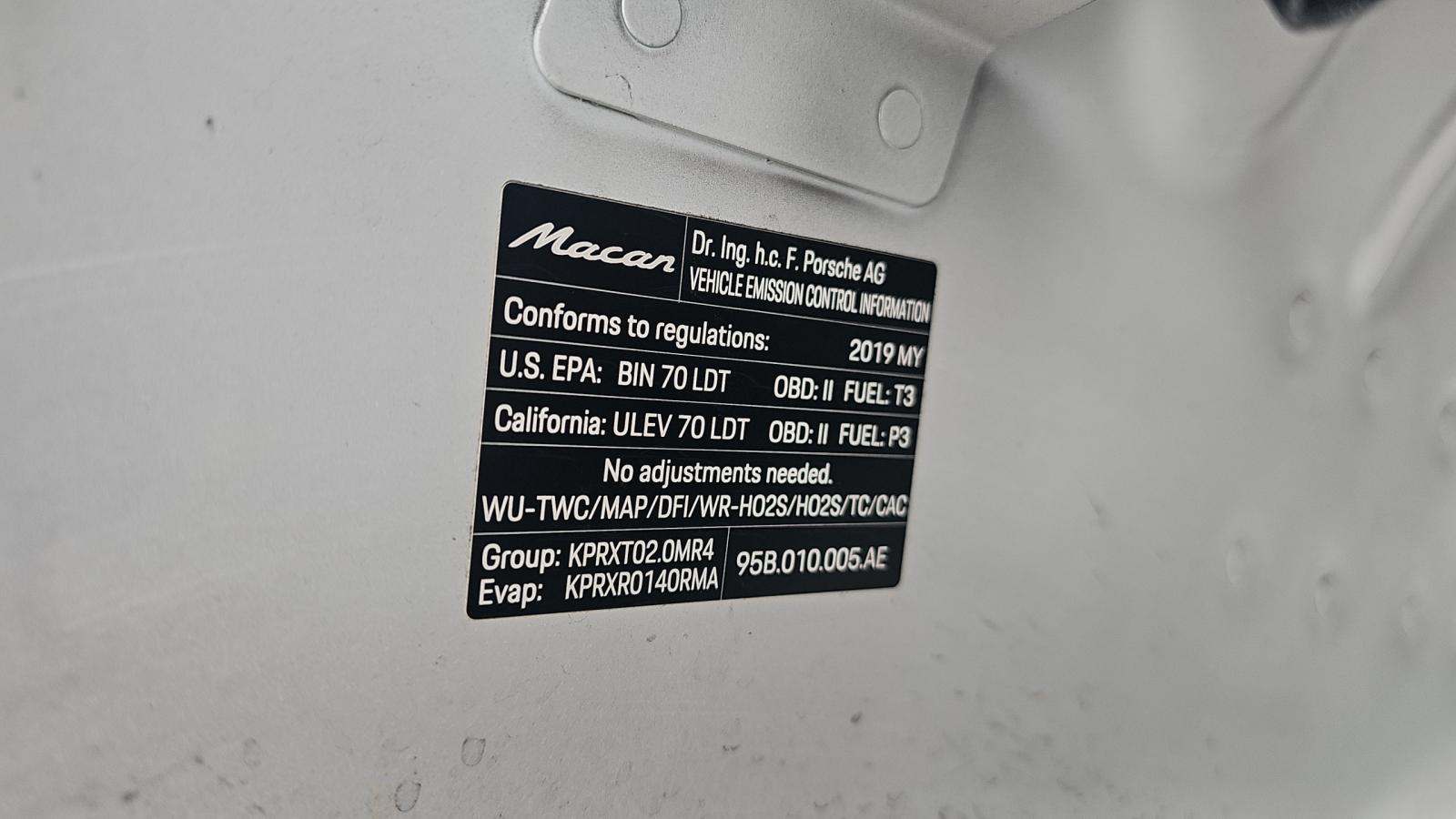 2019 Porsche Macan Base AWD