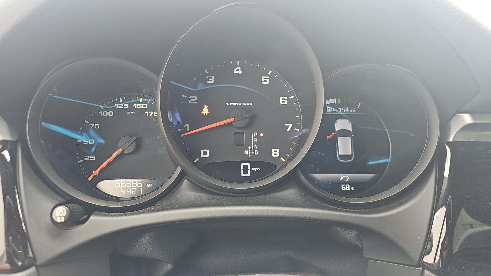 2019 Porsche Macan Base AWD