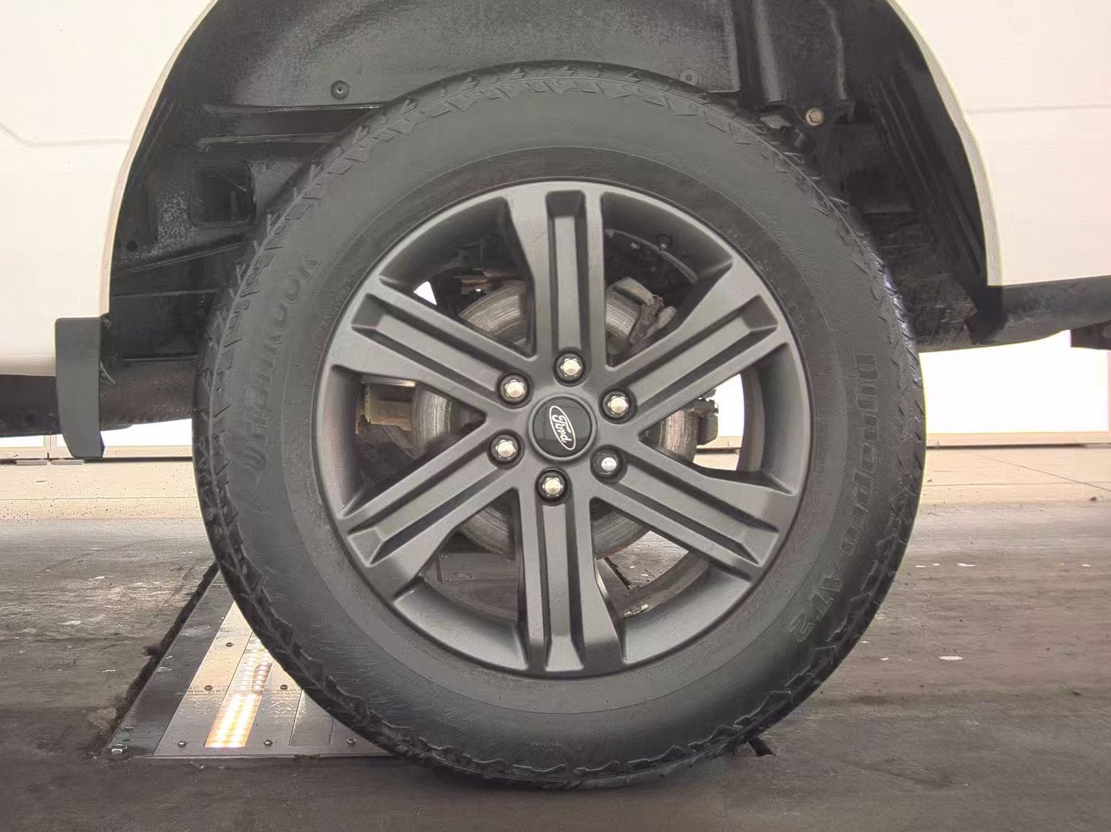 2023 Ford F-150 Lariat AWD