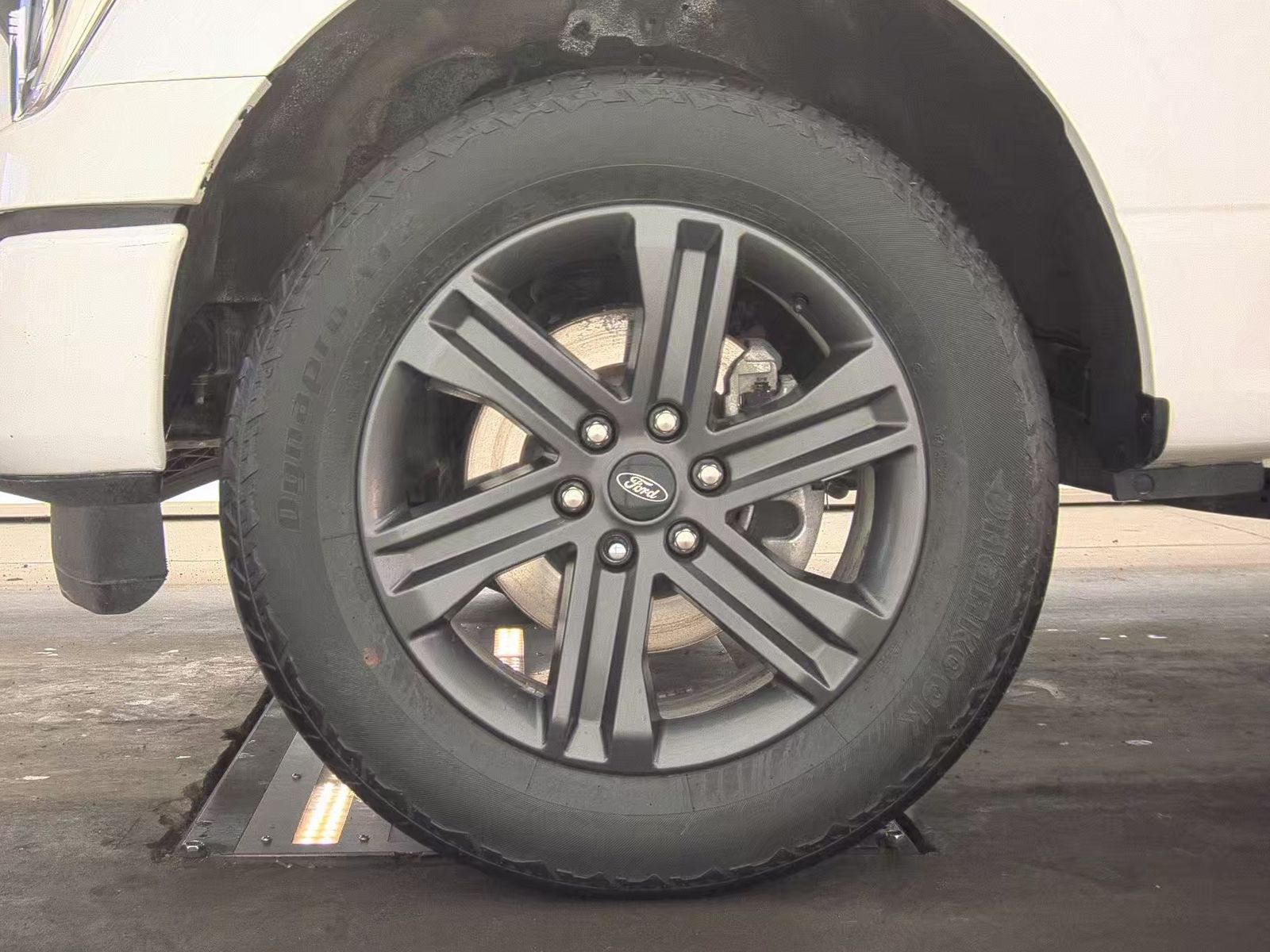 2023 Ford F-150 Lariat AWD