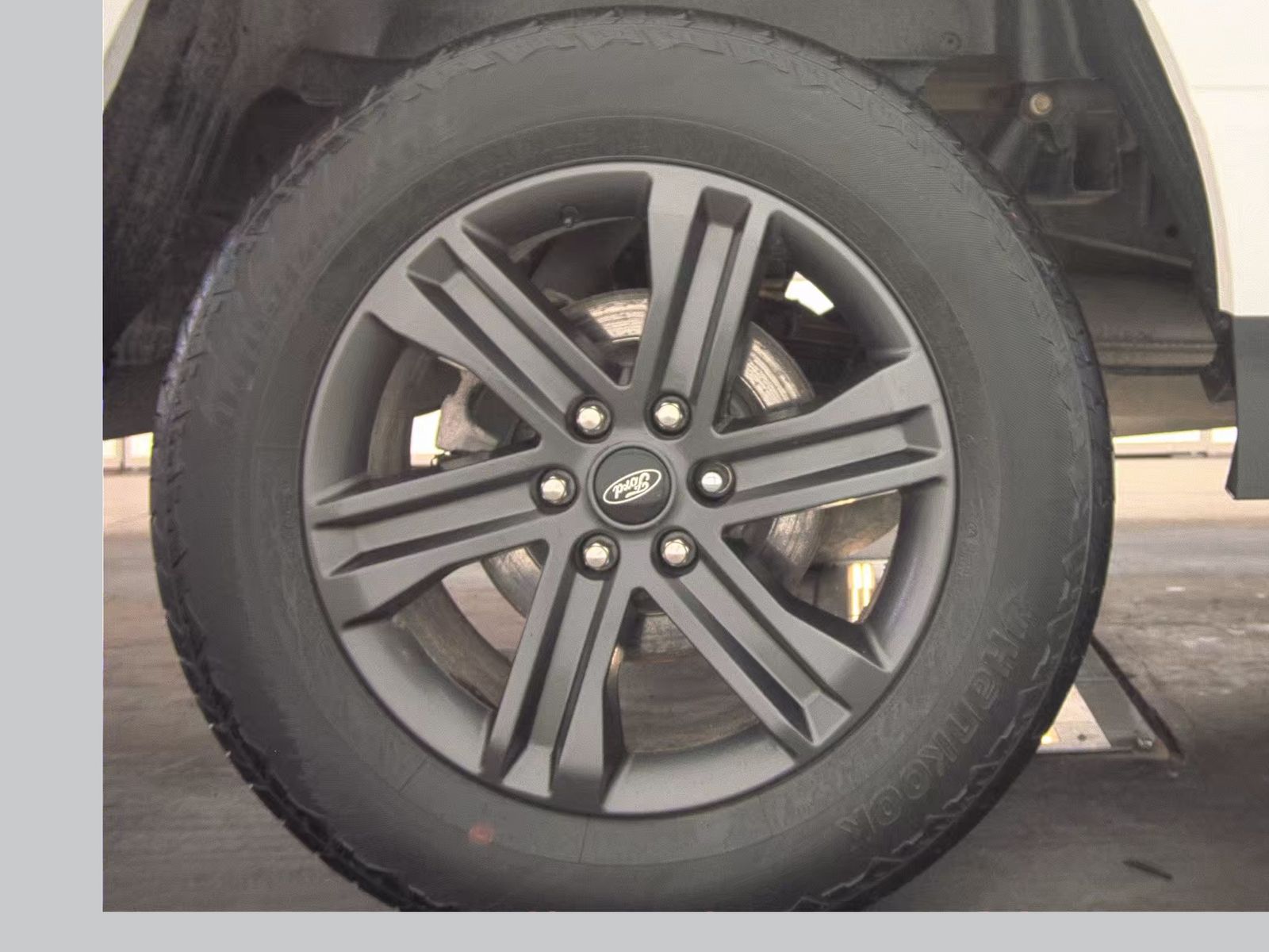 2023 Ford F-150 Lariat AWD