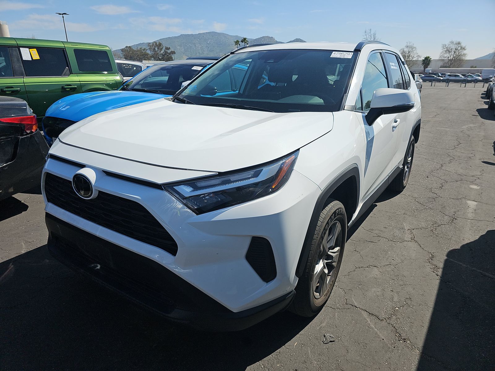2024 Toyota RAV4 XLE AWD