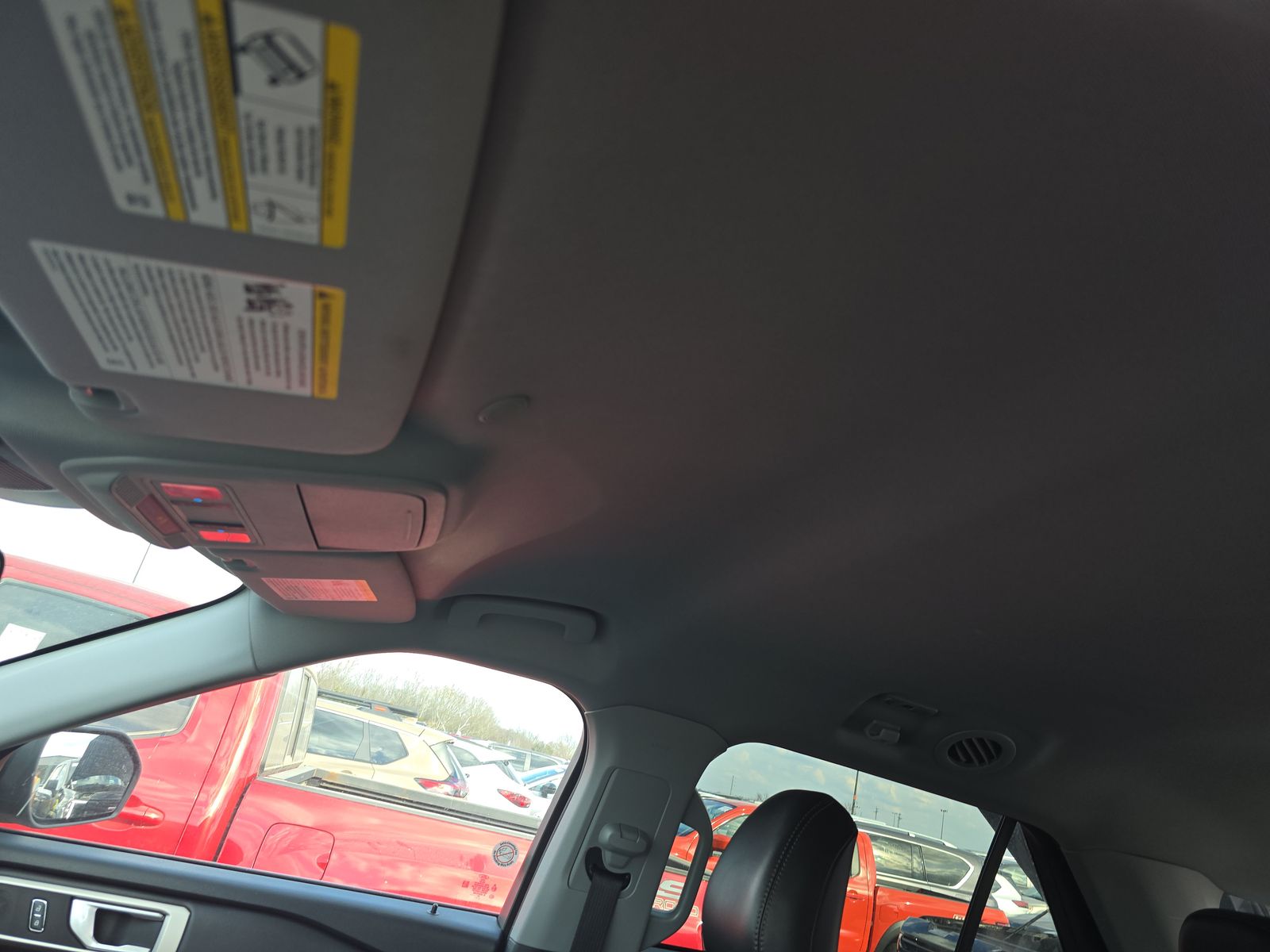 2023 Ford Explorer XLT AWD