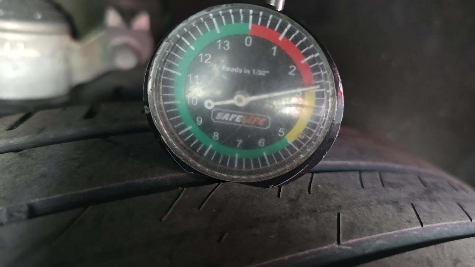 2023 Ford Explorer XLT AWD