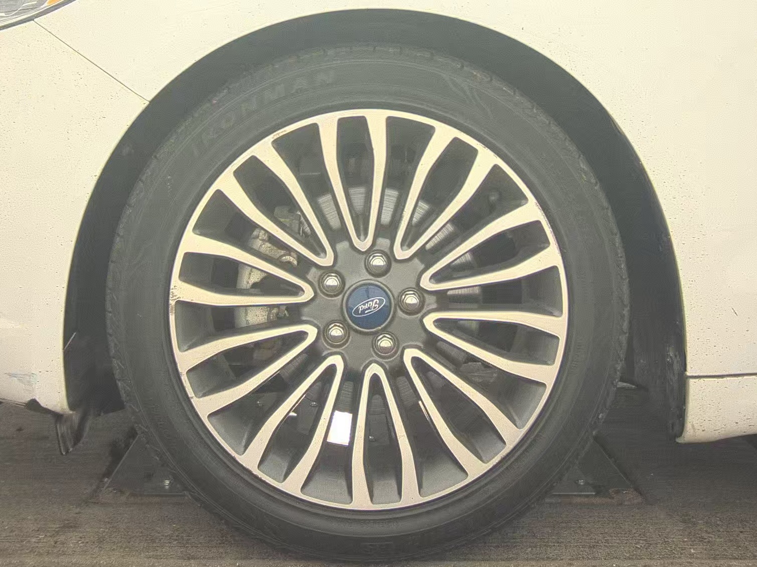 2018 Ford Fusion Hybrid Titanium FWD
