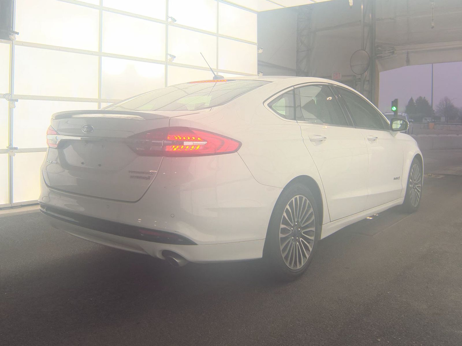 2018 Ford Fusion Hybrid Titanium FWD