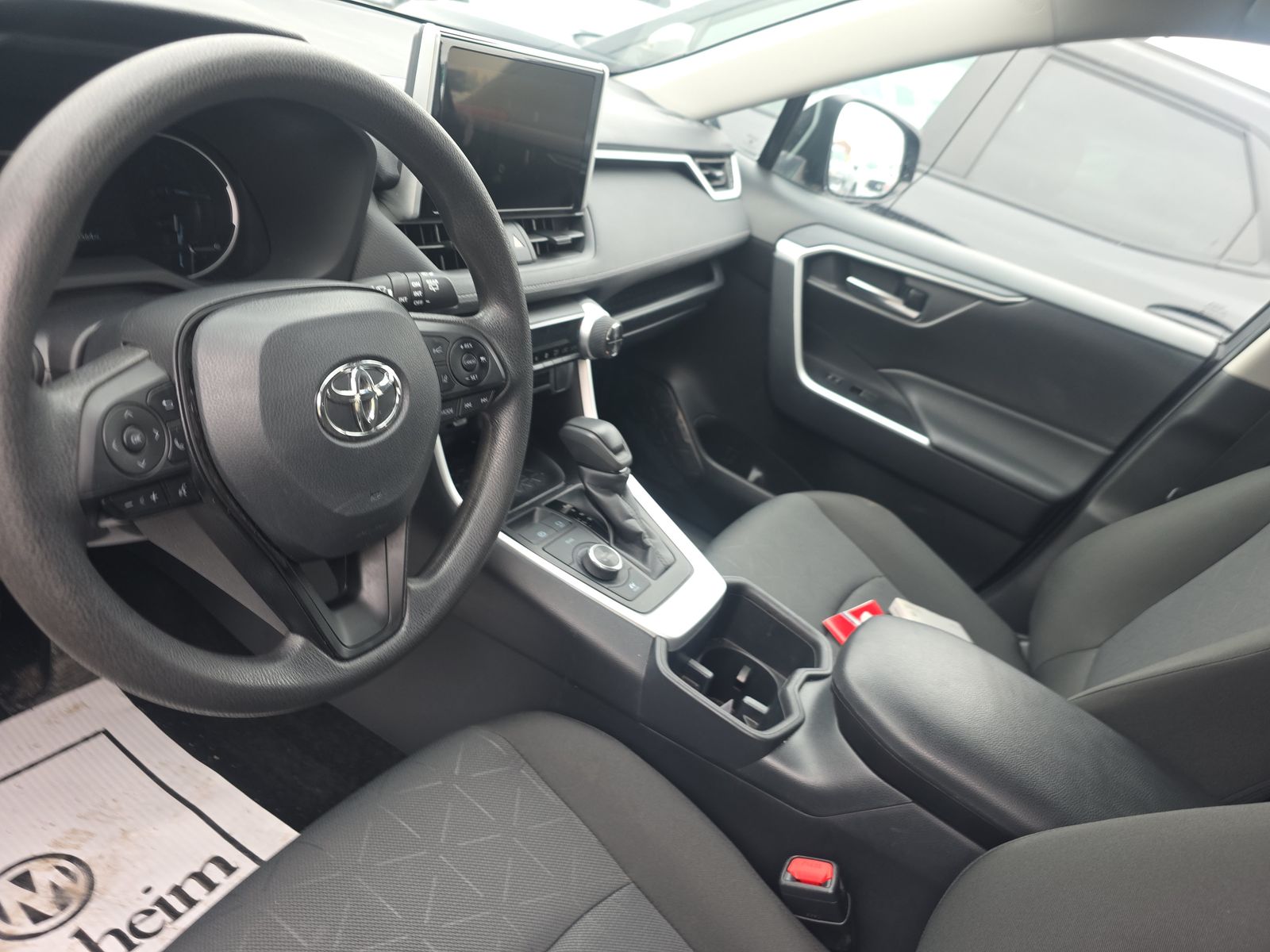 2025 Toyota RAV4 Hybrid XLE AWD