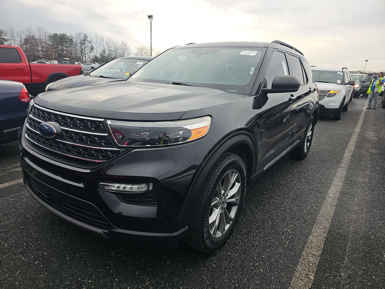 2020 Ford Explorer XLT AWD
