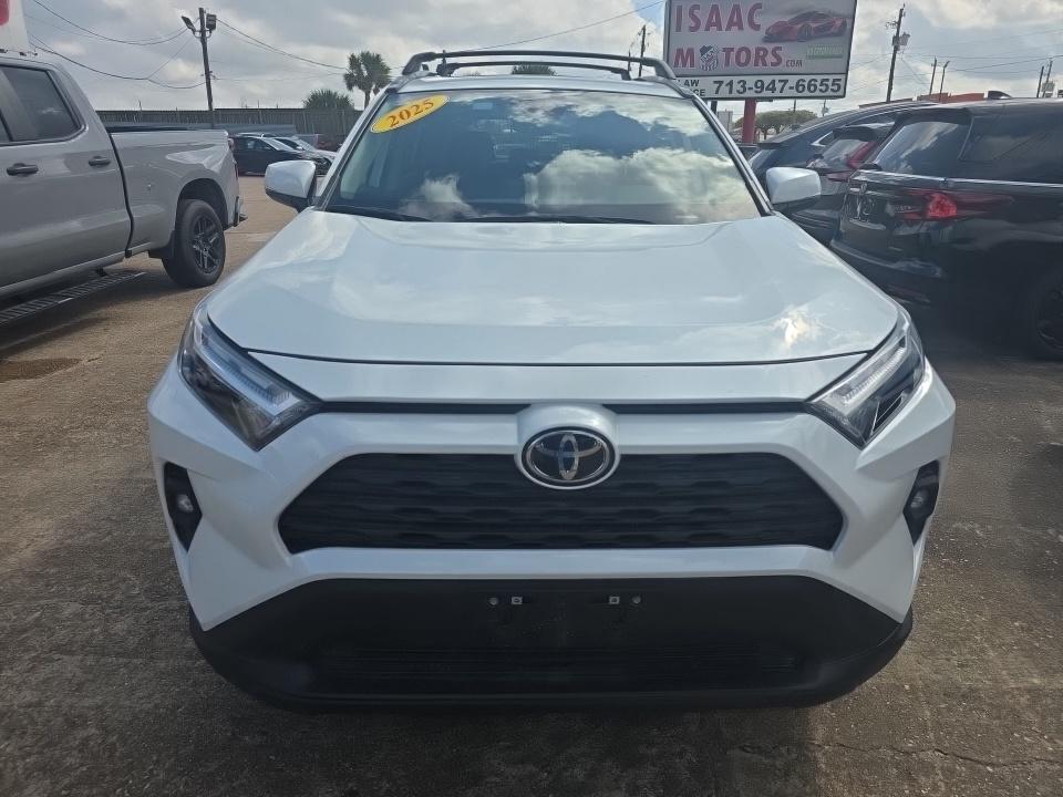 2025 Toyota RAV4 XLE Premium FWD