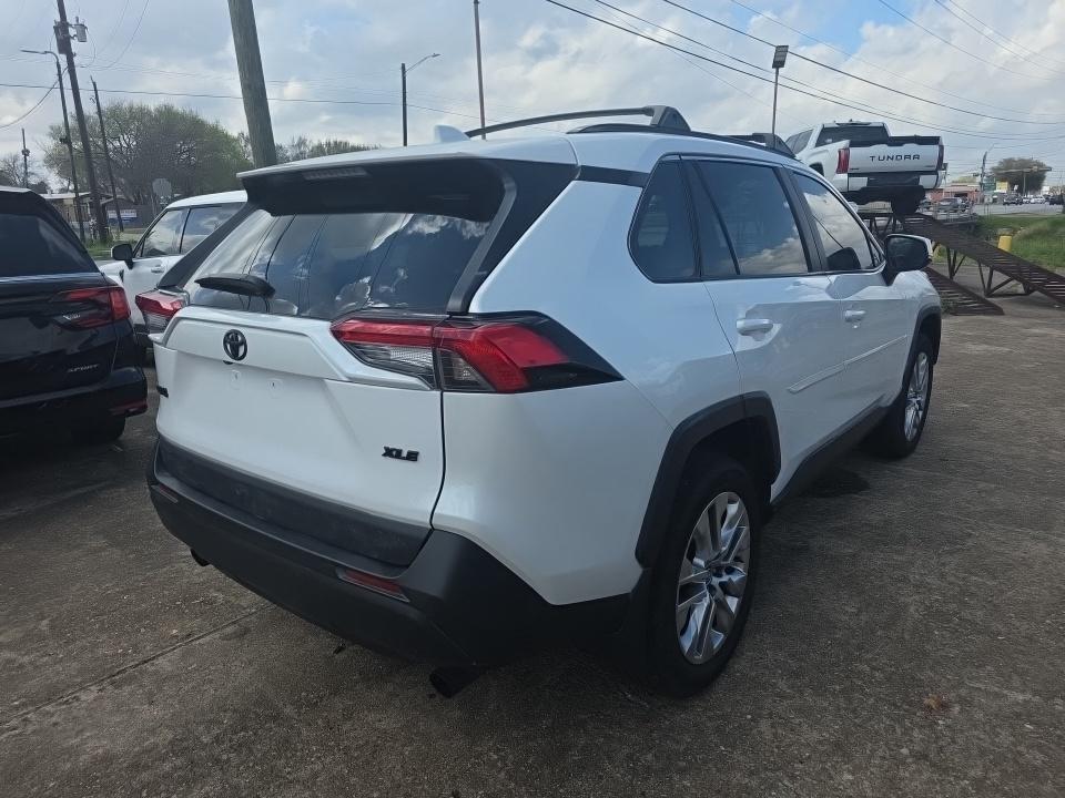 2025 Toyota RAV4 XLE Premium FWD