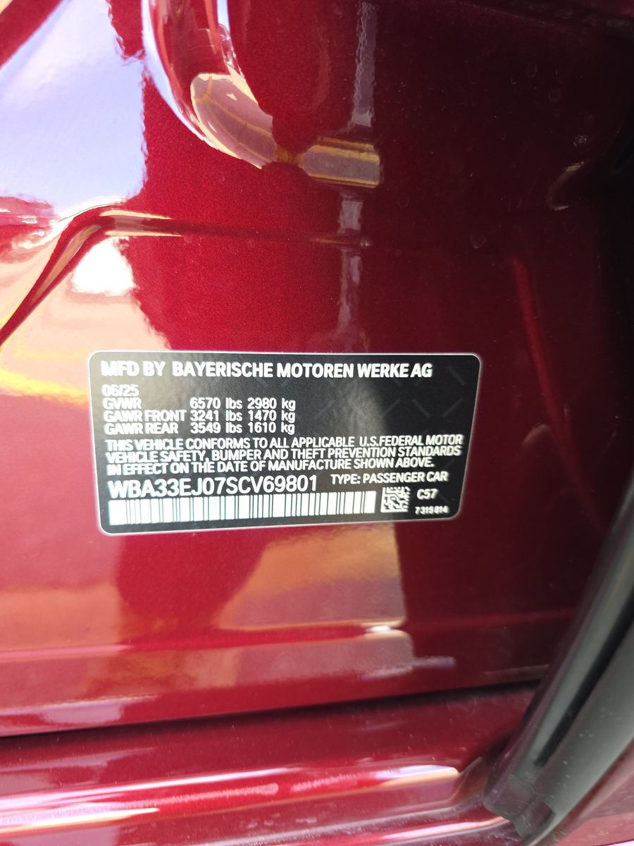 2025 BMW 7 Series 760i xDrive AWD