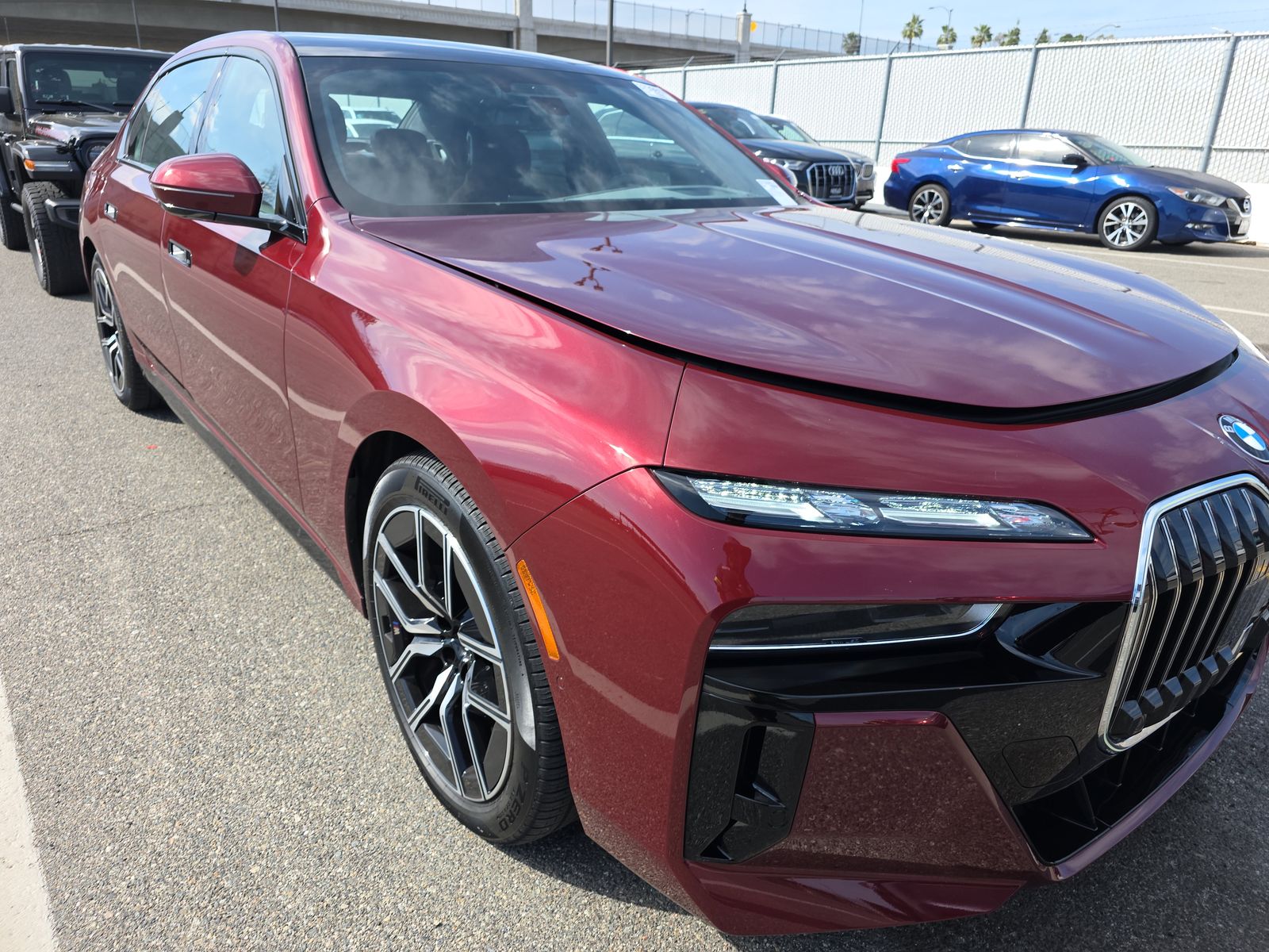 2025 BMW 7 Series 760i xDrive AWD
