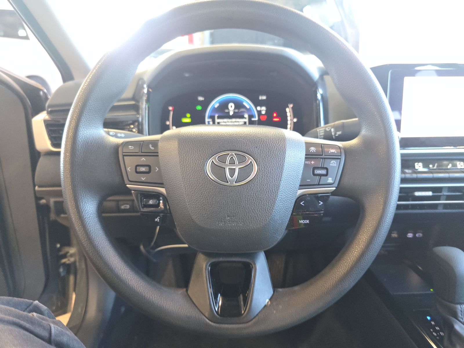 2025 Toyota Camry LE FWD