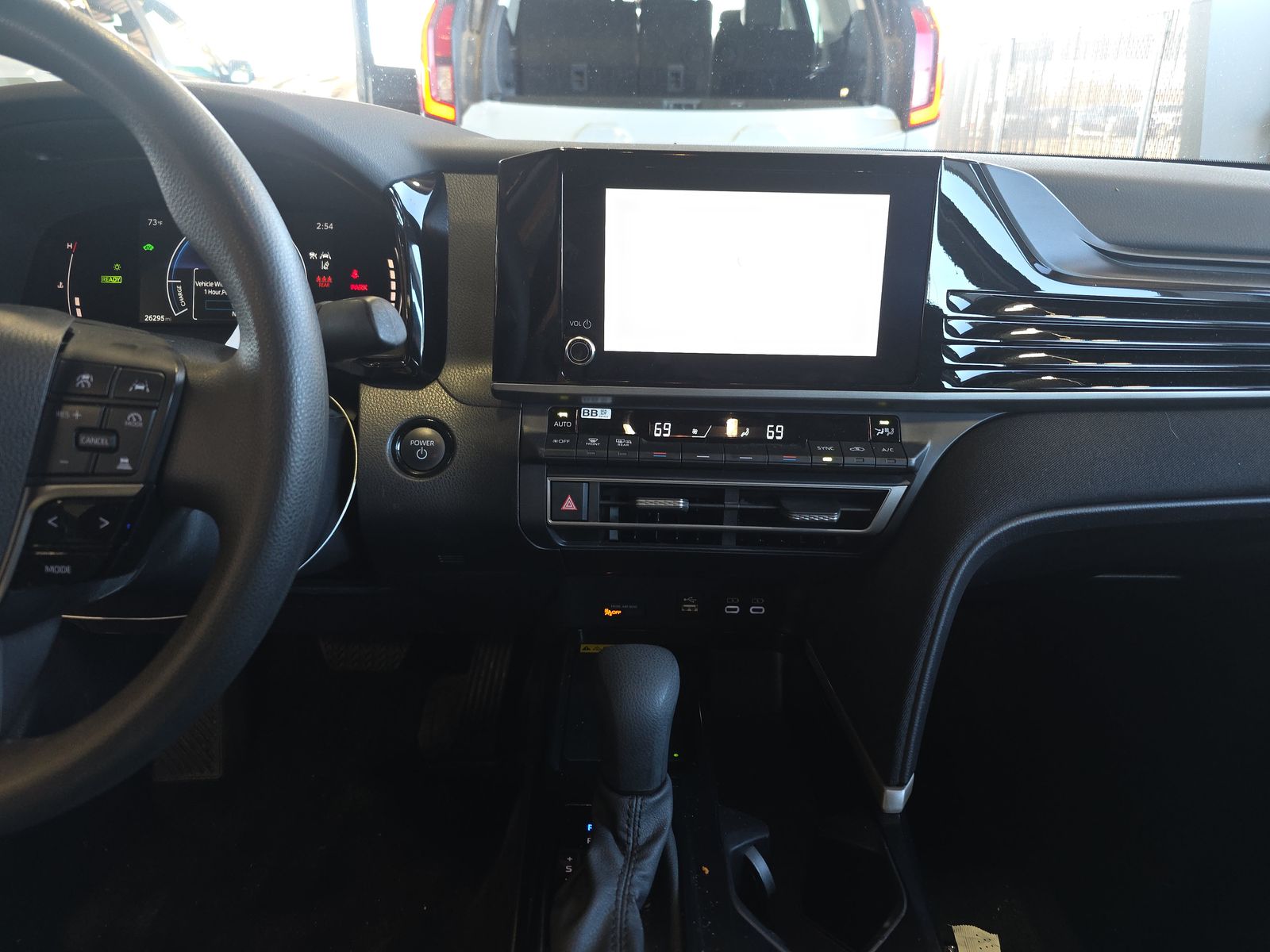 2025 Toyota Camry LE FWD