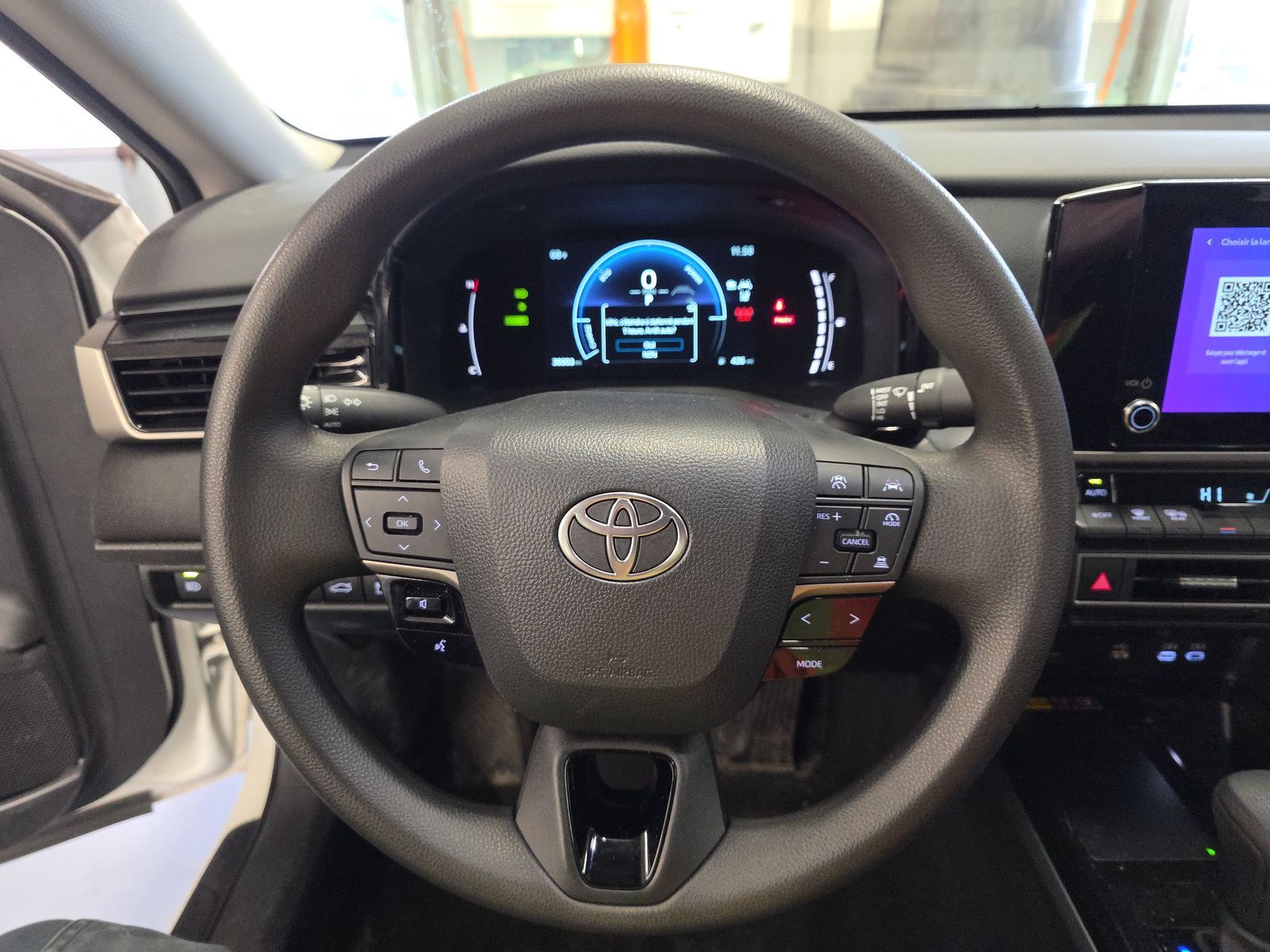 2025 Toyota Camry LE FWD