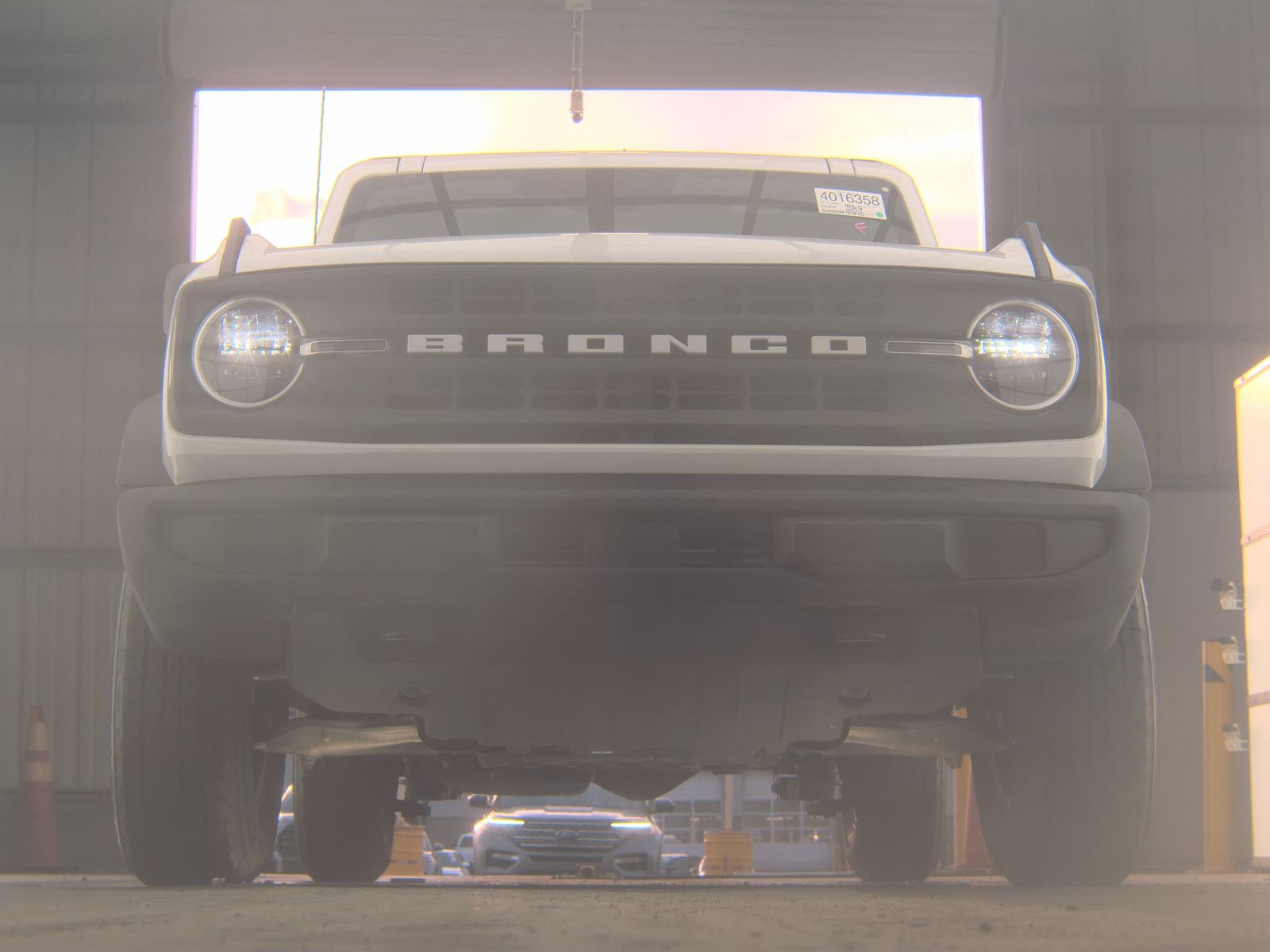 FORD BRONCO - 4