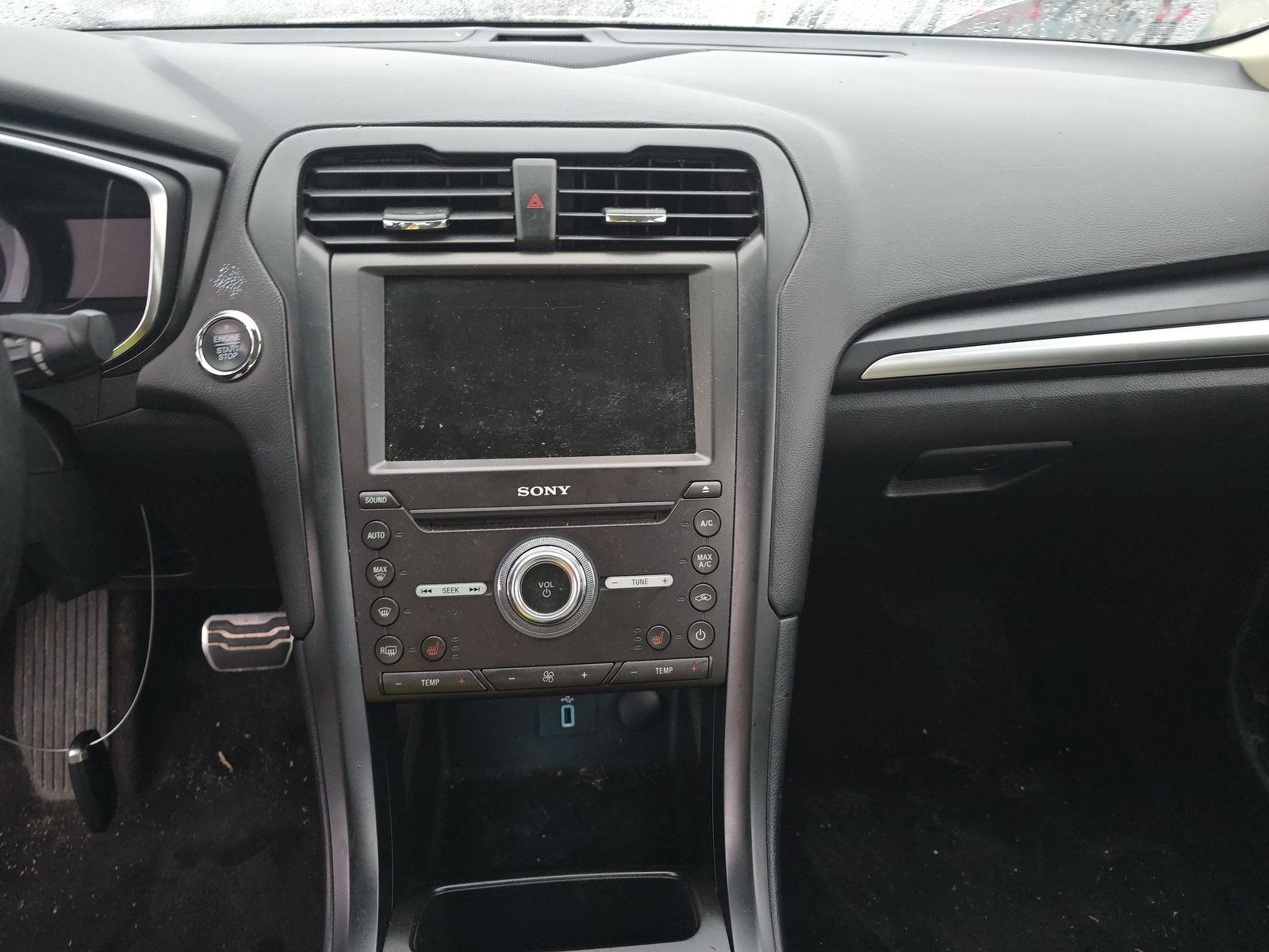 2018 Ford Fusion Hybrid Titanium FWD